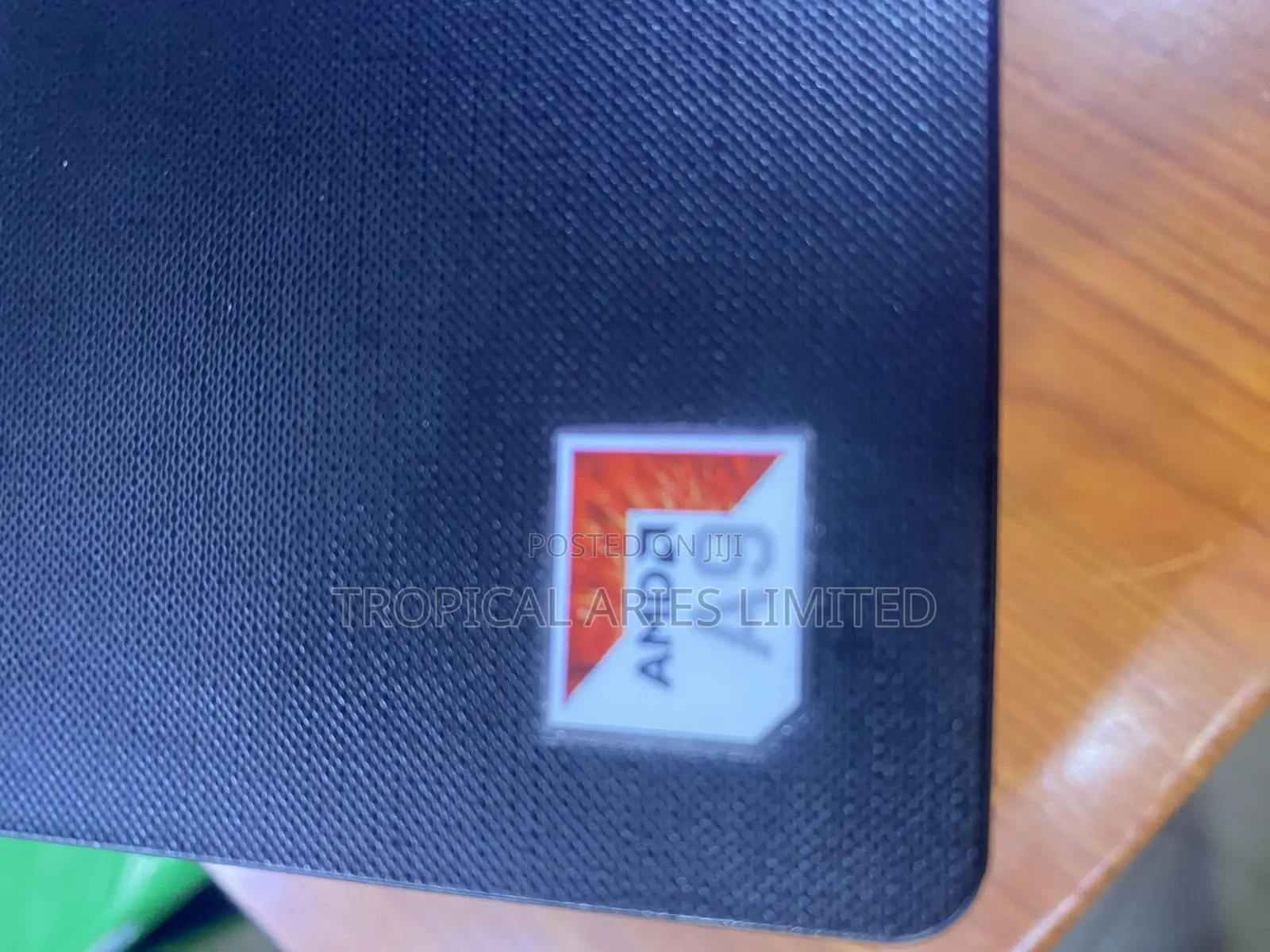 Laptop Lenovo V145 8GB AMD A8 SSD 256GB