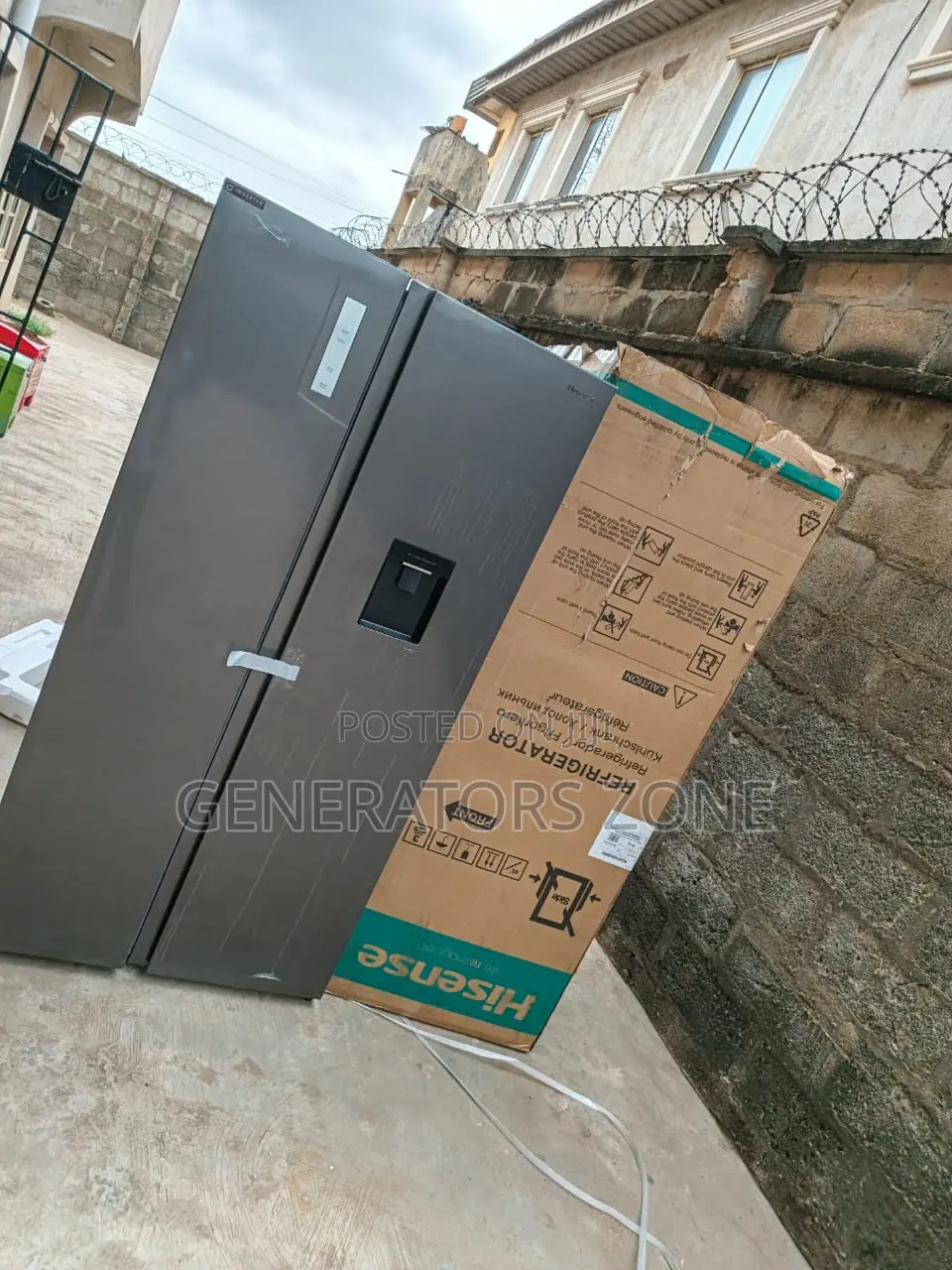 Rs5p558nmsn Hisense 529l Cooling System With Water Dispenser