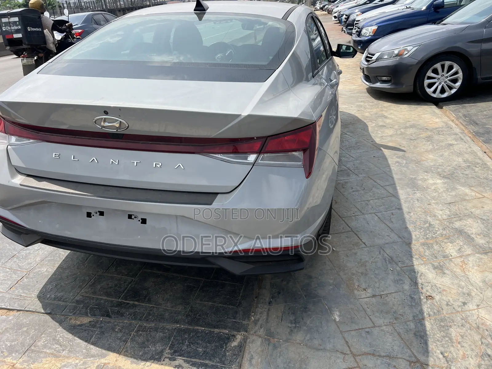 Hyundai Elantra SE 2021 Ivory