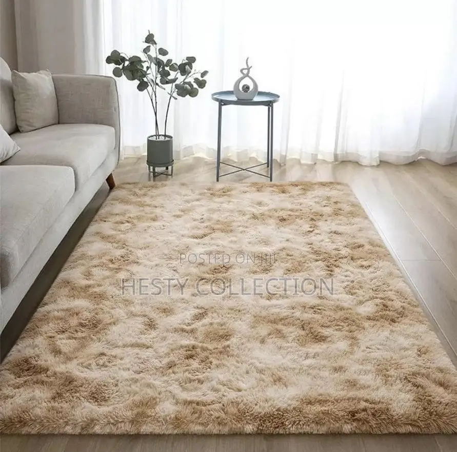 5 by 7ft Quality Centre Fur Rug for Sitting Room and Home
