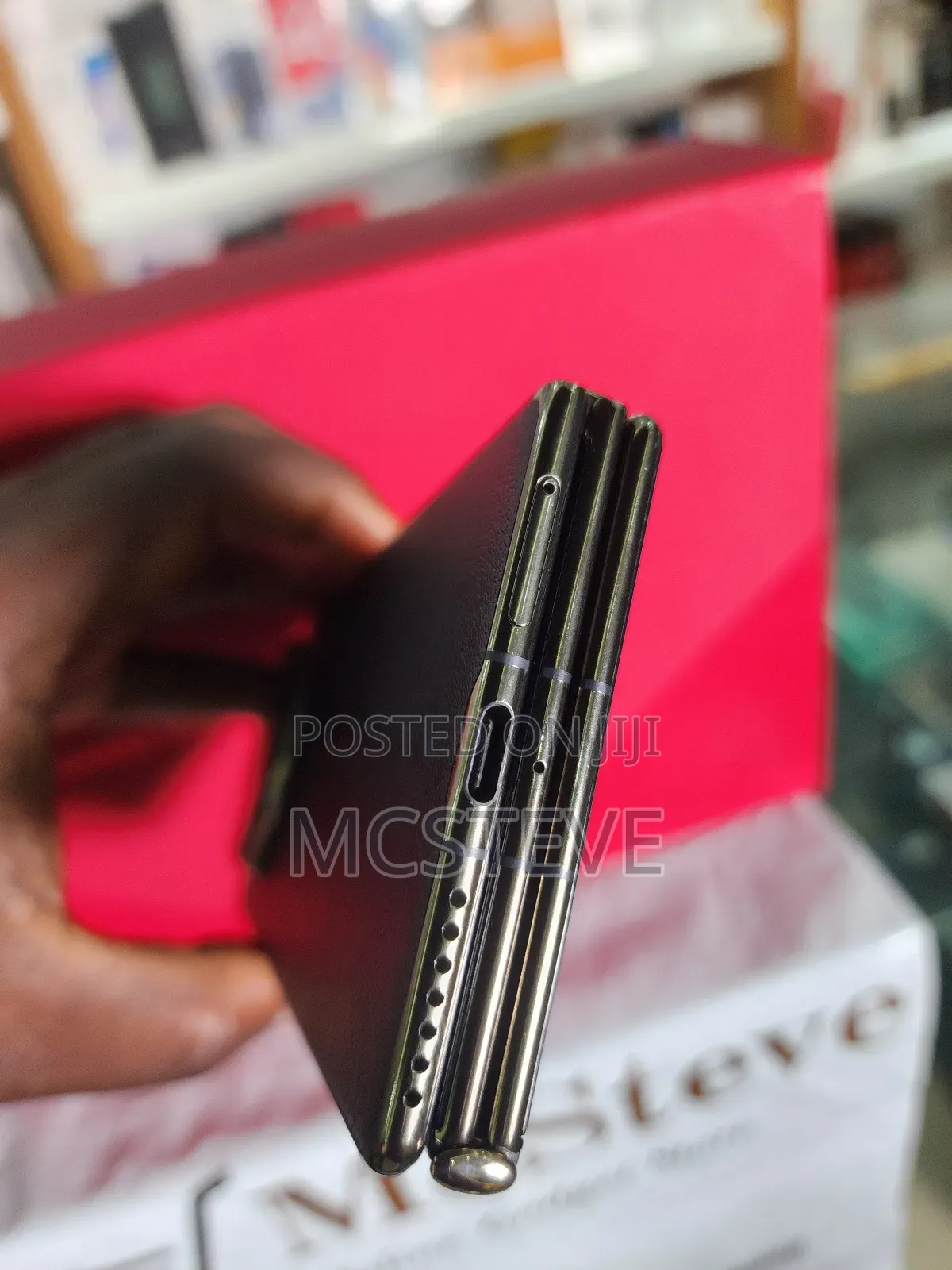 Huawei Mate XT Ultimate Design 1 TB Gray