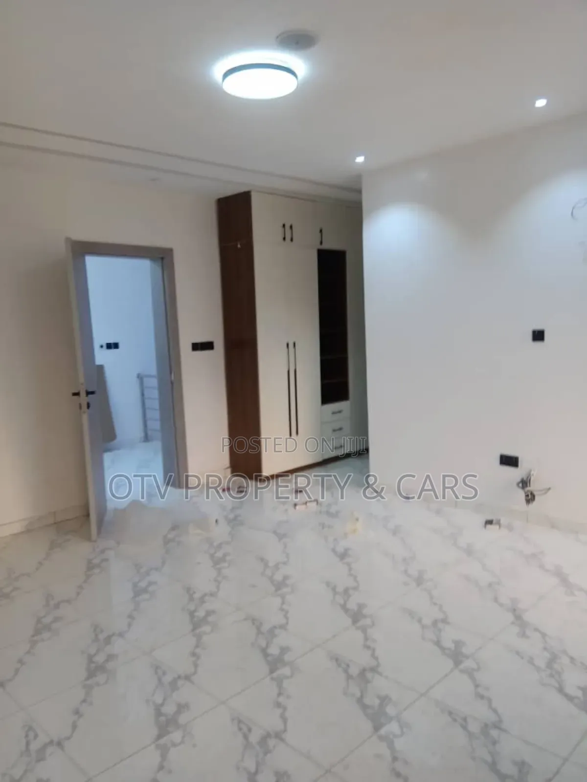 4bdrm Townhouse/Terrace in Lekki Phase 1 for sale