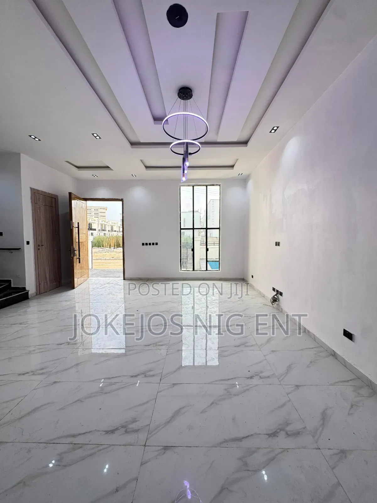 4bdrm Duplex in Chevron Drive Lekki for sale