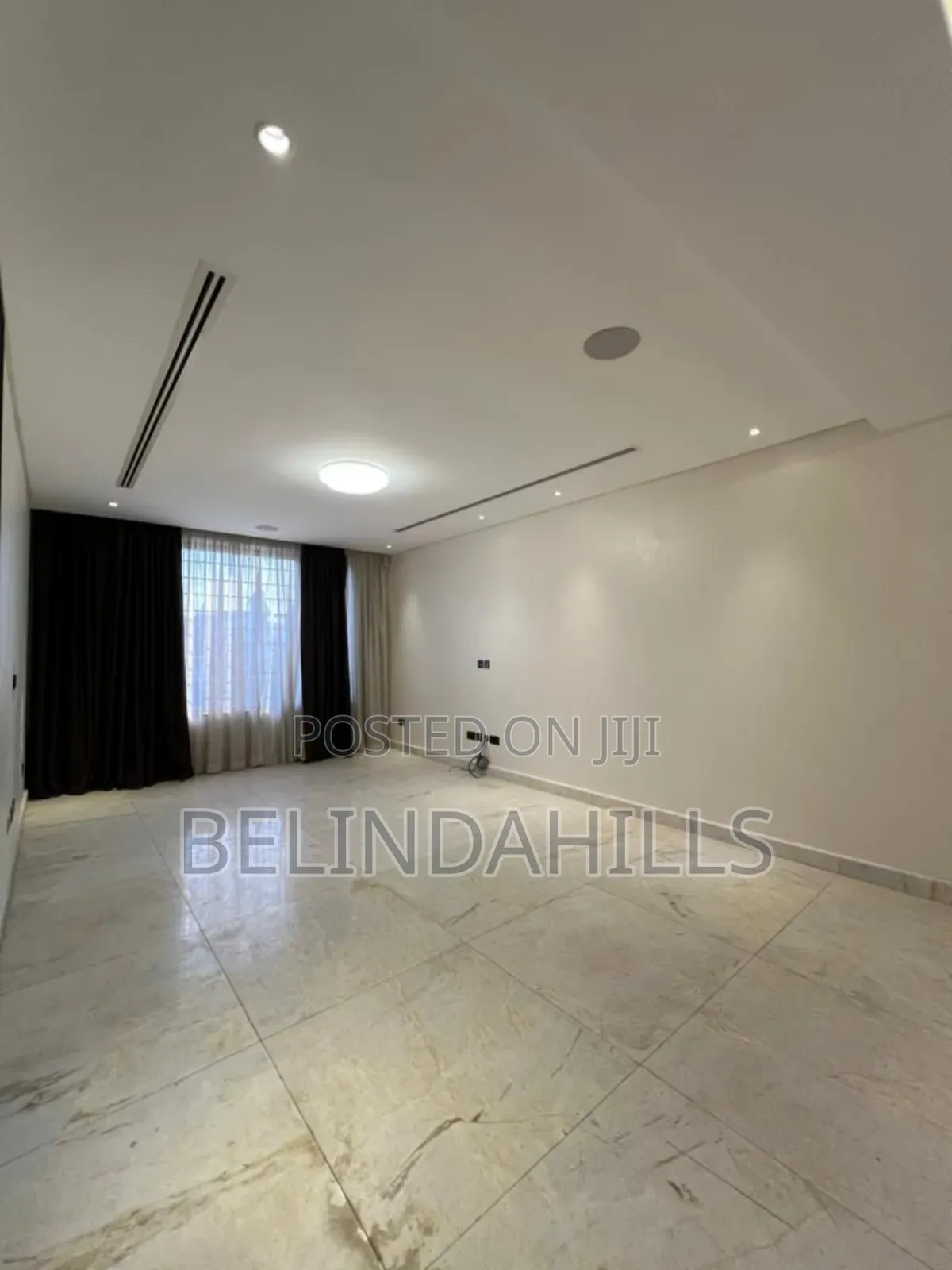 4bdrm Townhouse/Terrace in Jahi for sale