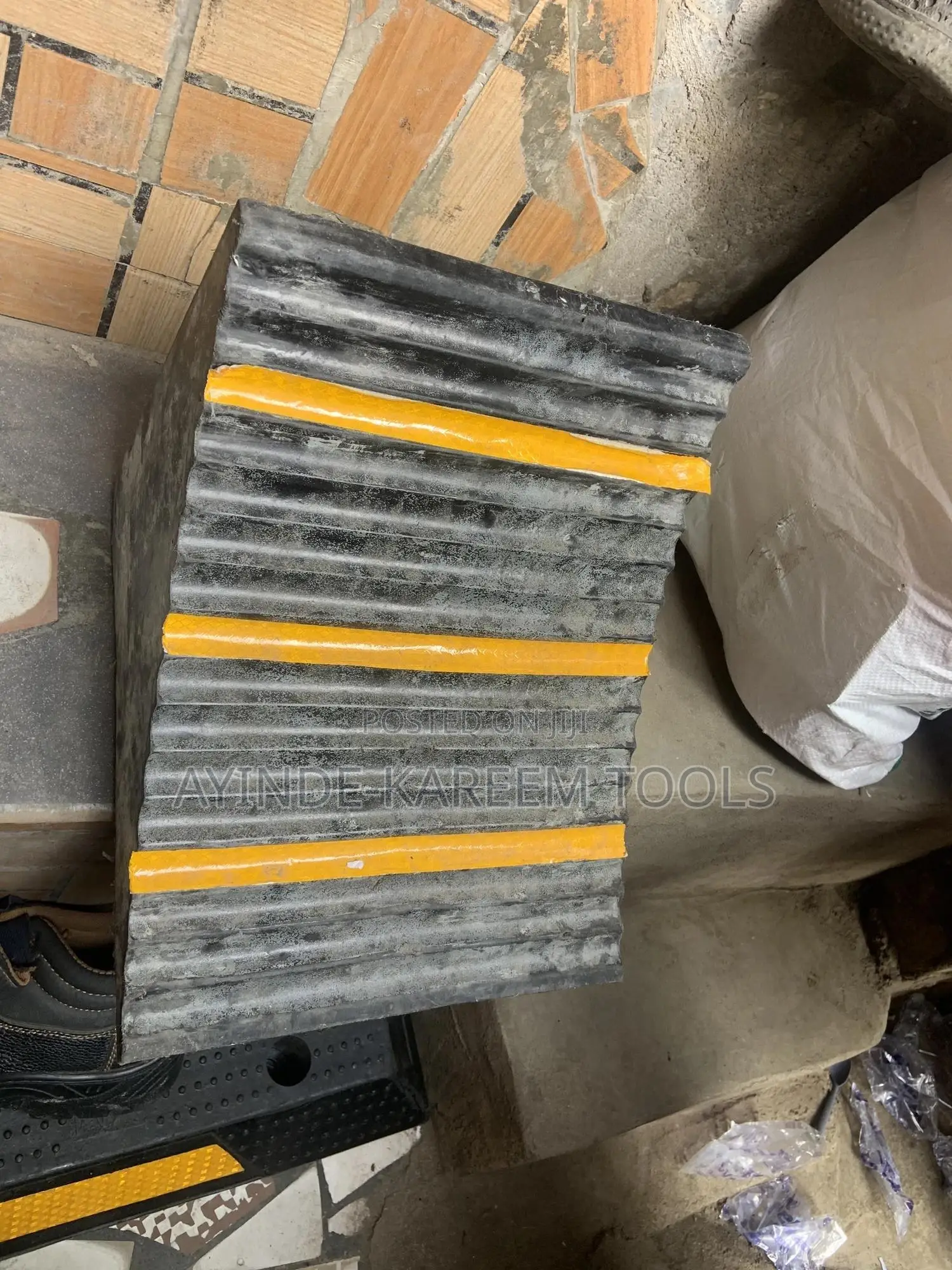 Rubber Wheel Chock Or Wheel Wedge
