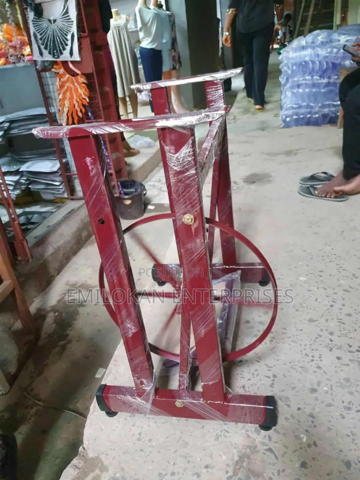 Original Crown Manual Sewing Machine India Product