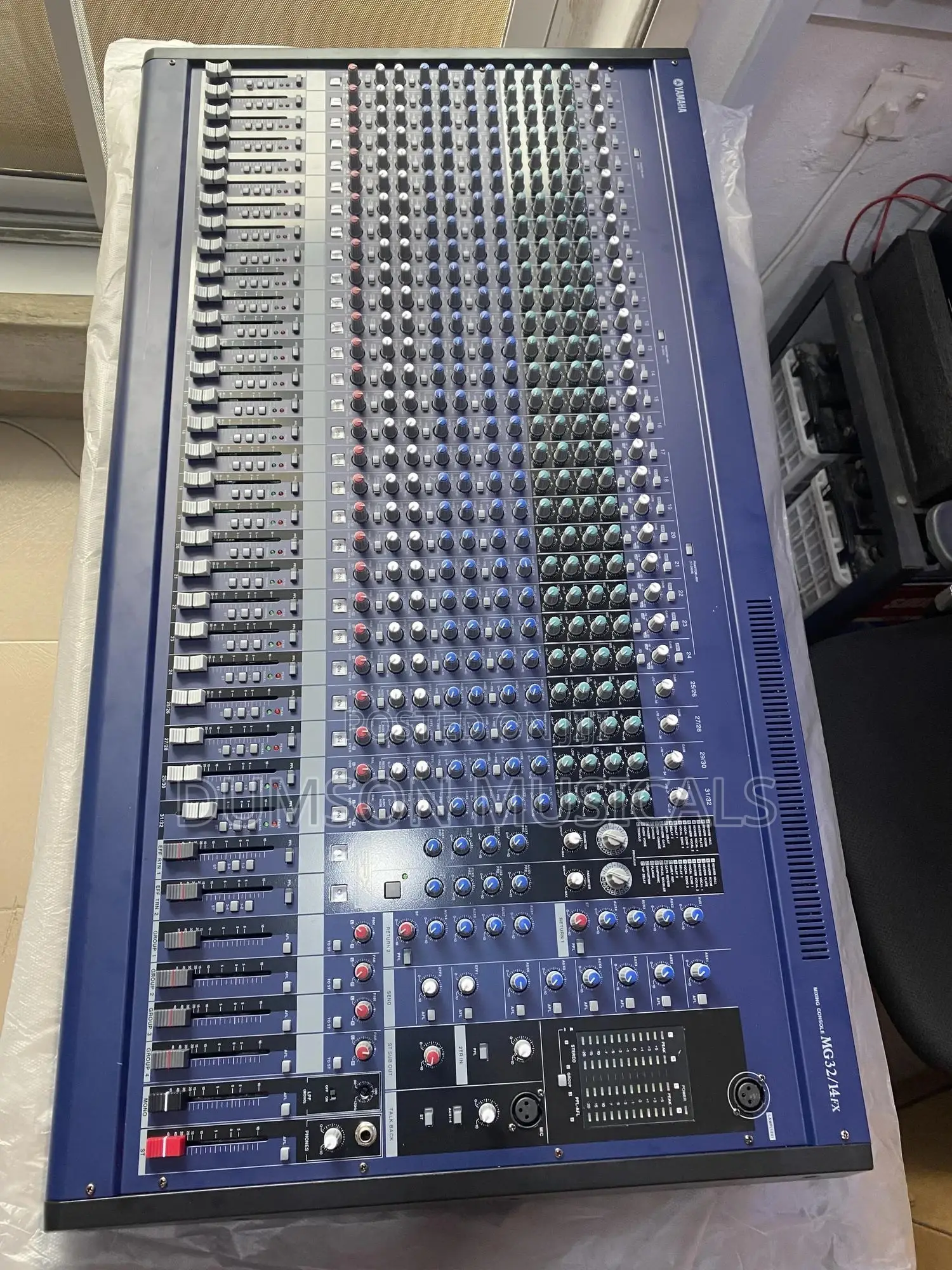 Yamaha Mg32 Channels Mixer Console Yamaha