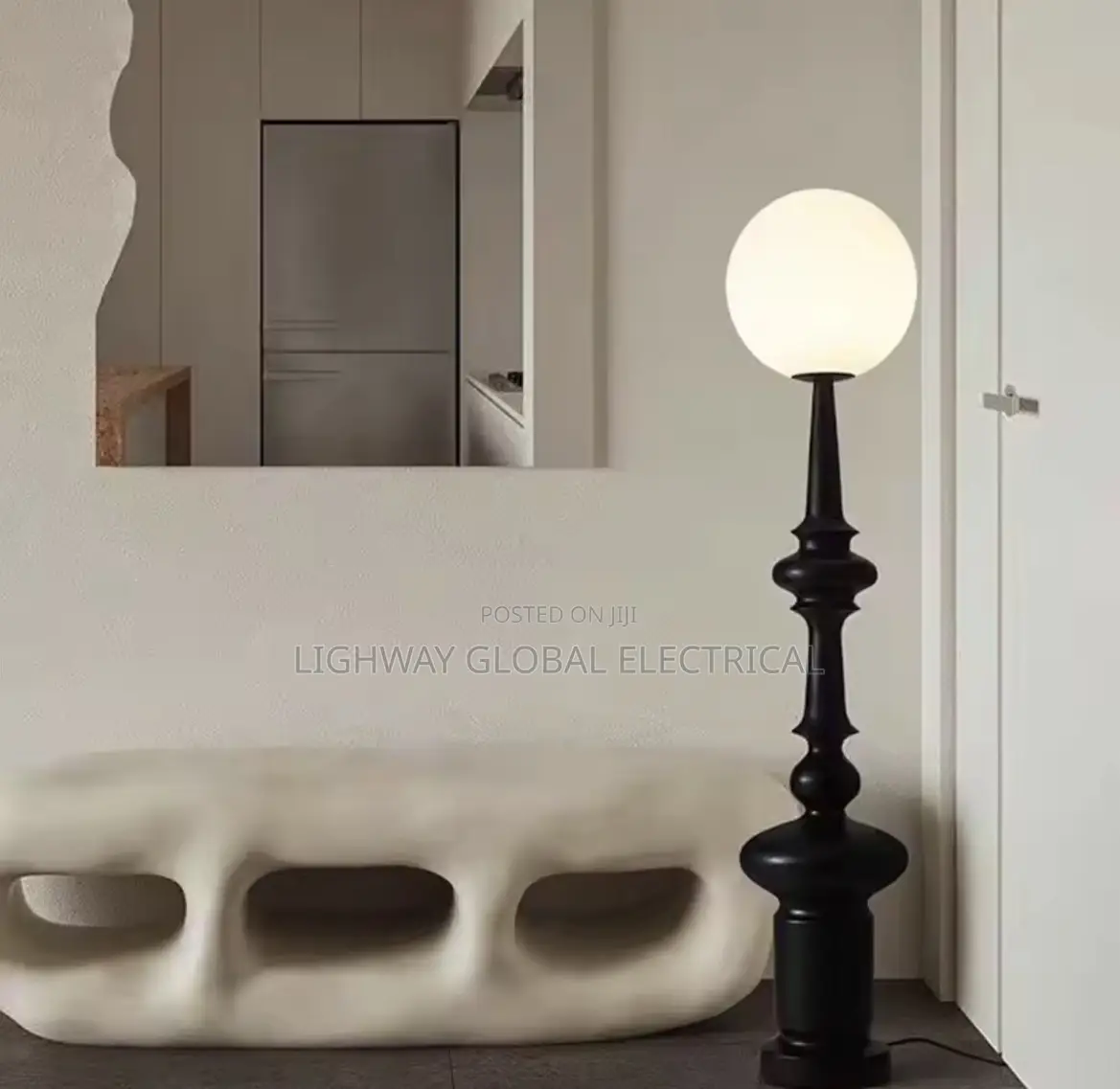 Modern Nordic Black Resin Floor Designer Light