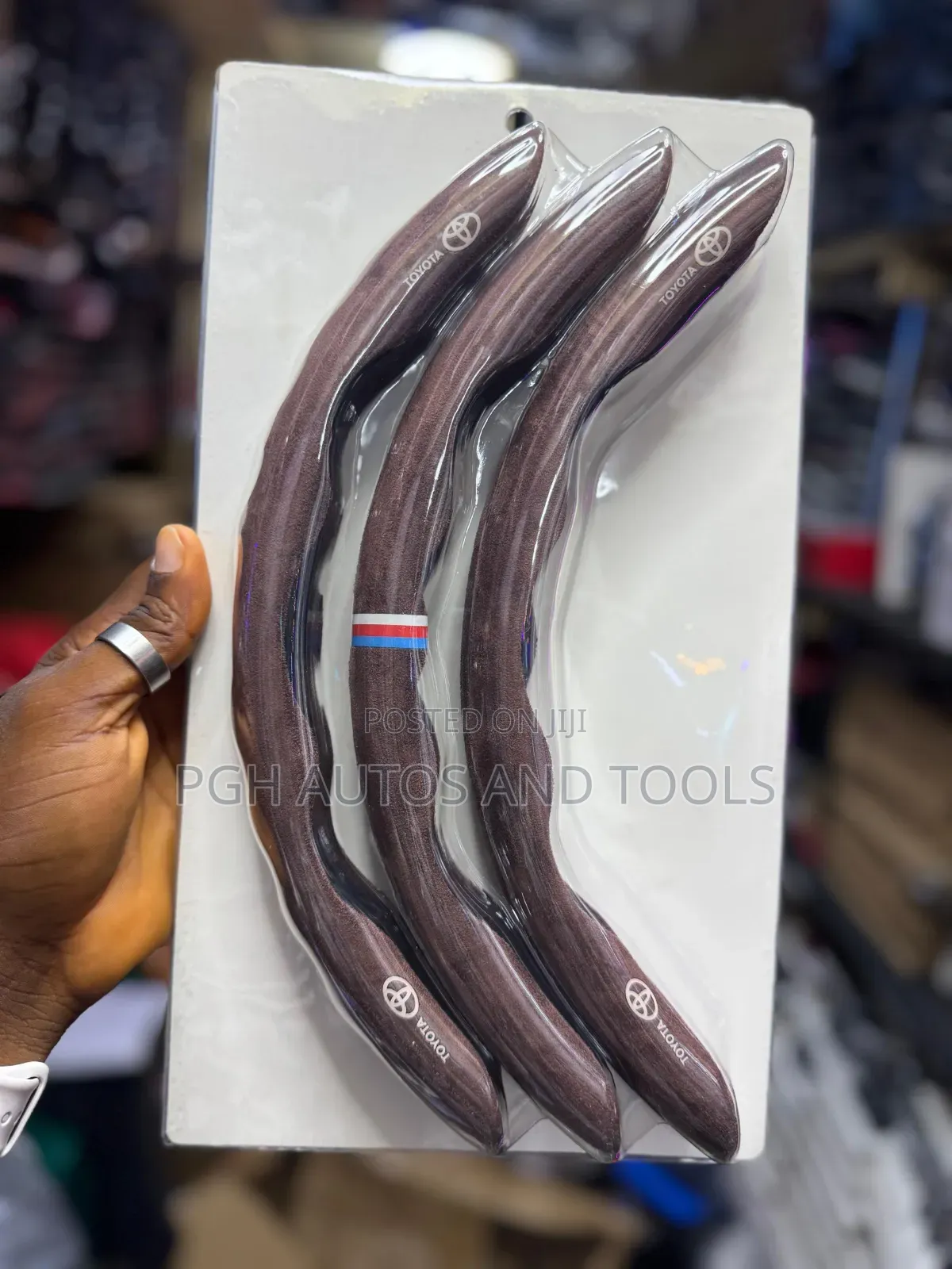 5d Steering Wheel Cover (3 Segment)
