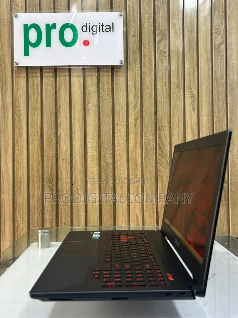 Laptop Asus FX503 16GB Intel Core i5 HDD+SSD 1T
