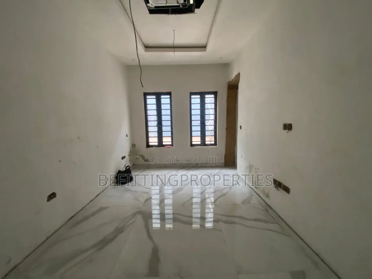 5bdrm Duplex in Ikeja for sale