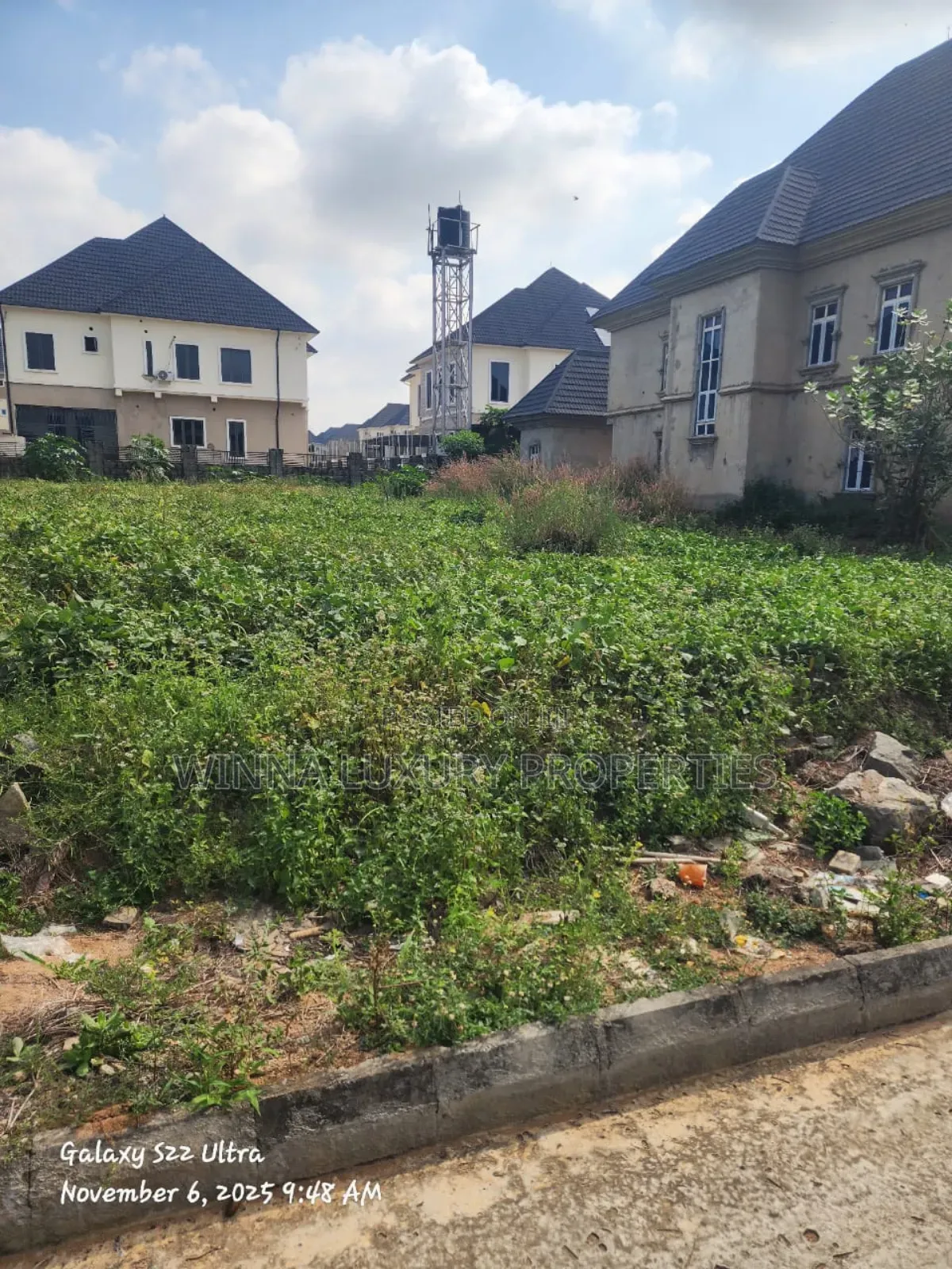 850sqm Plot of Land for 5 Bedrooms Fully Detached With Detached Bq
