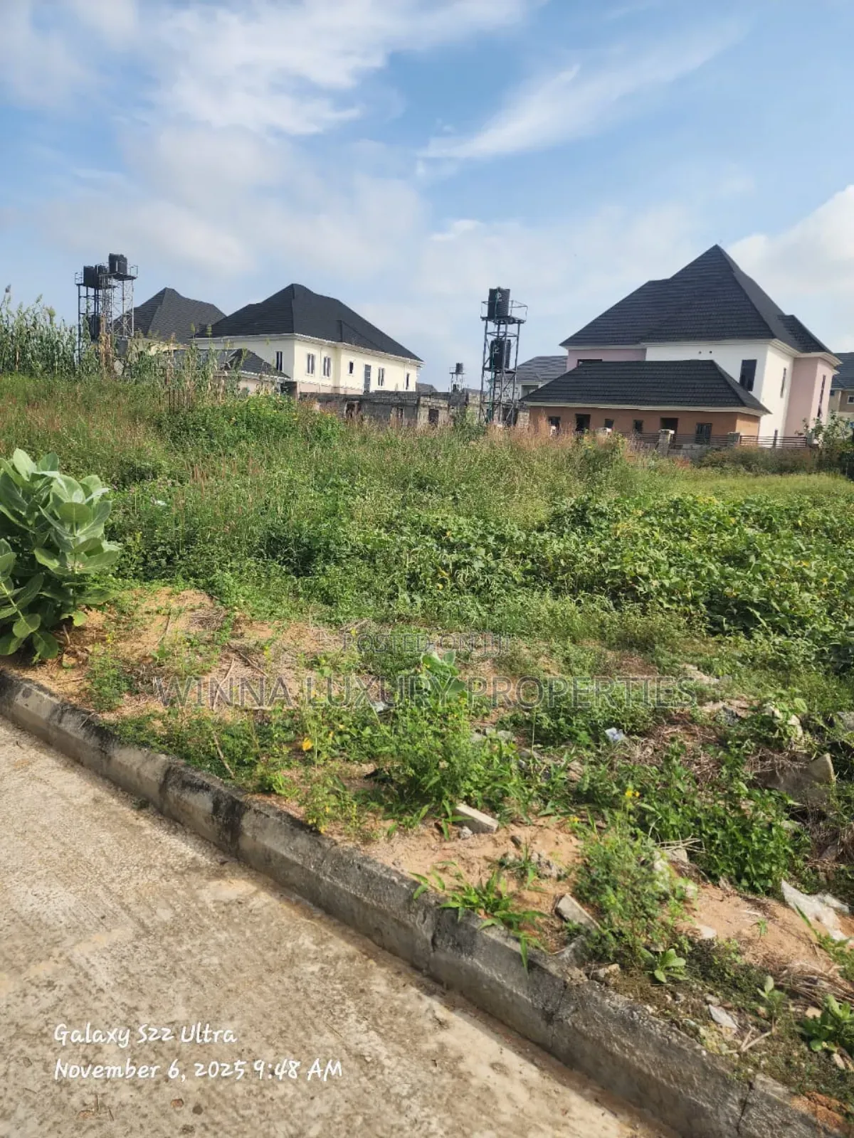 850sqm Plot of Land for 5 Bedrooms Fully Detached With Detached Bq