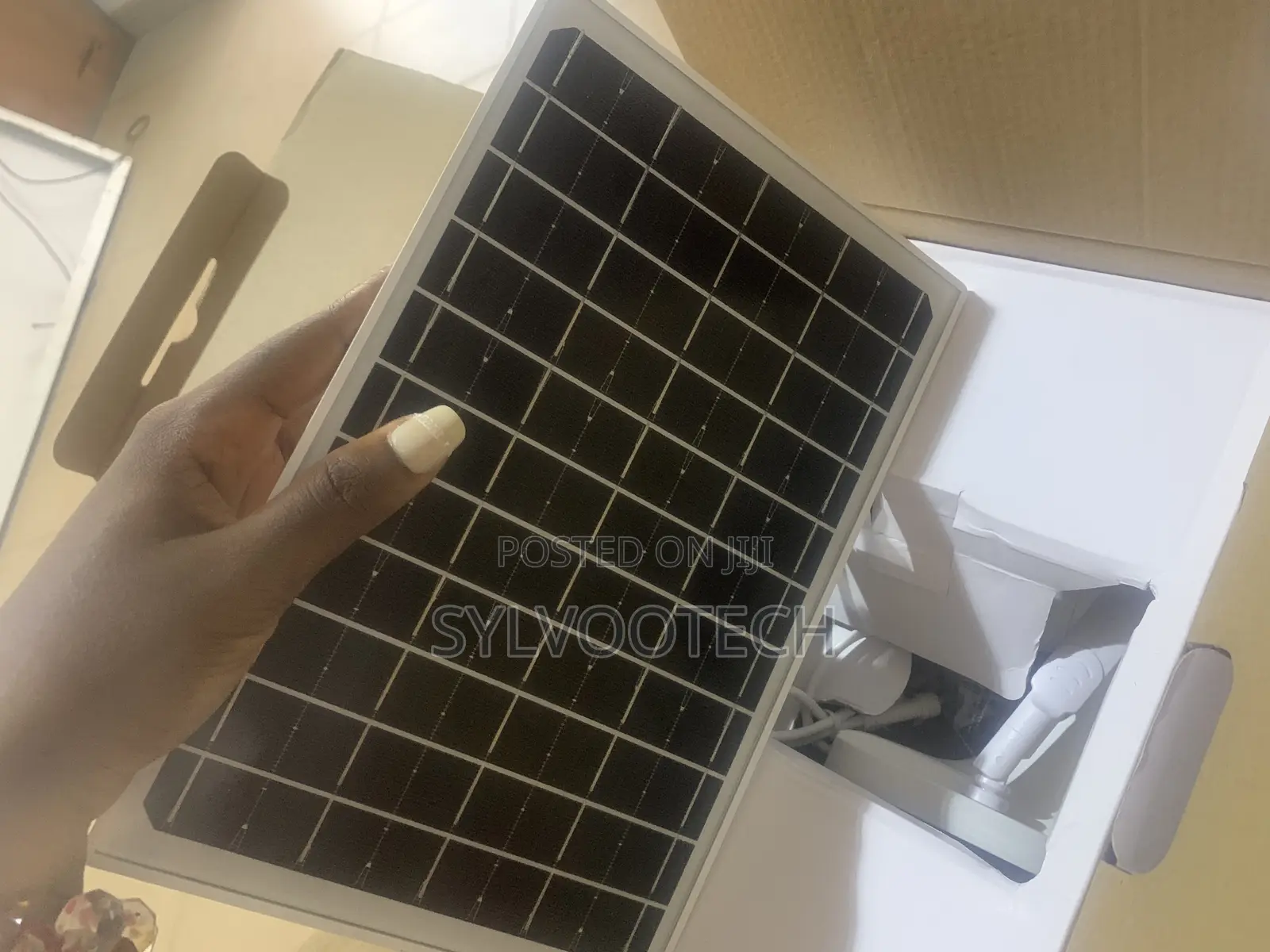 Quality Solar Powered PTZ Camera
