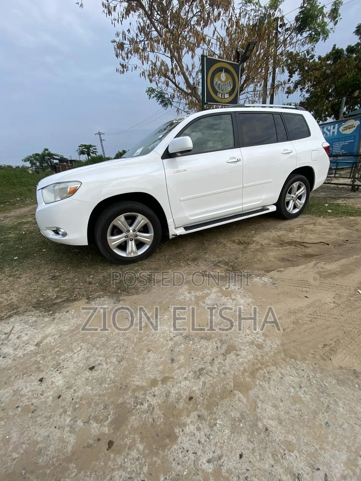 Toyota Highlander Limited 2010 White