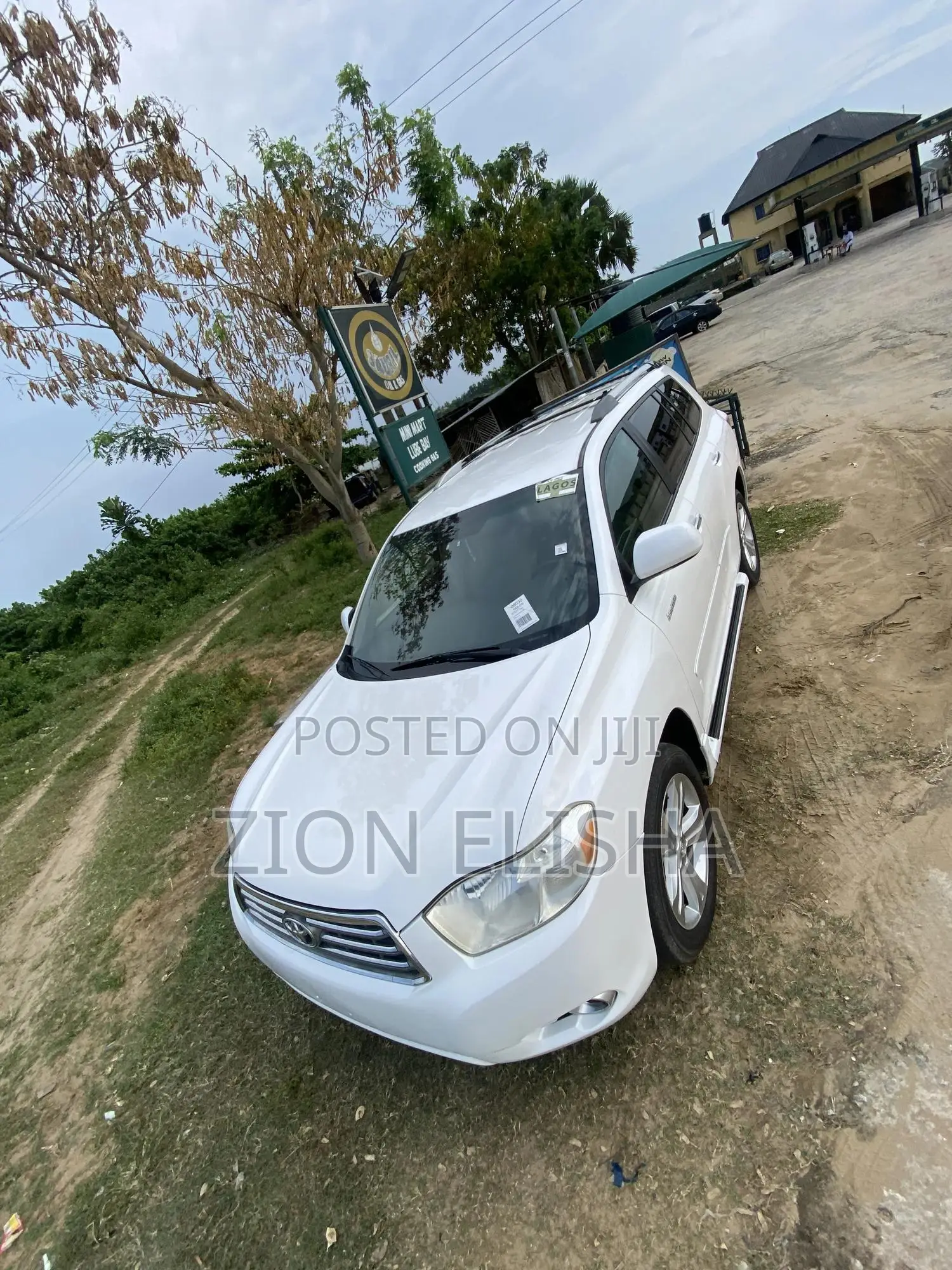 Toyota Highlander Limited 2010 White