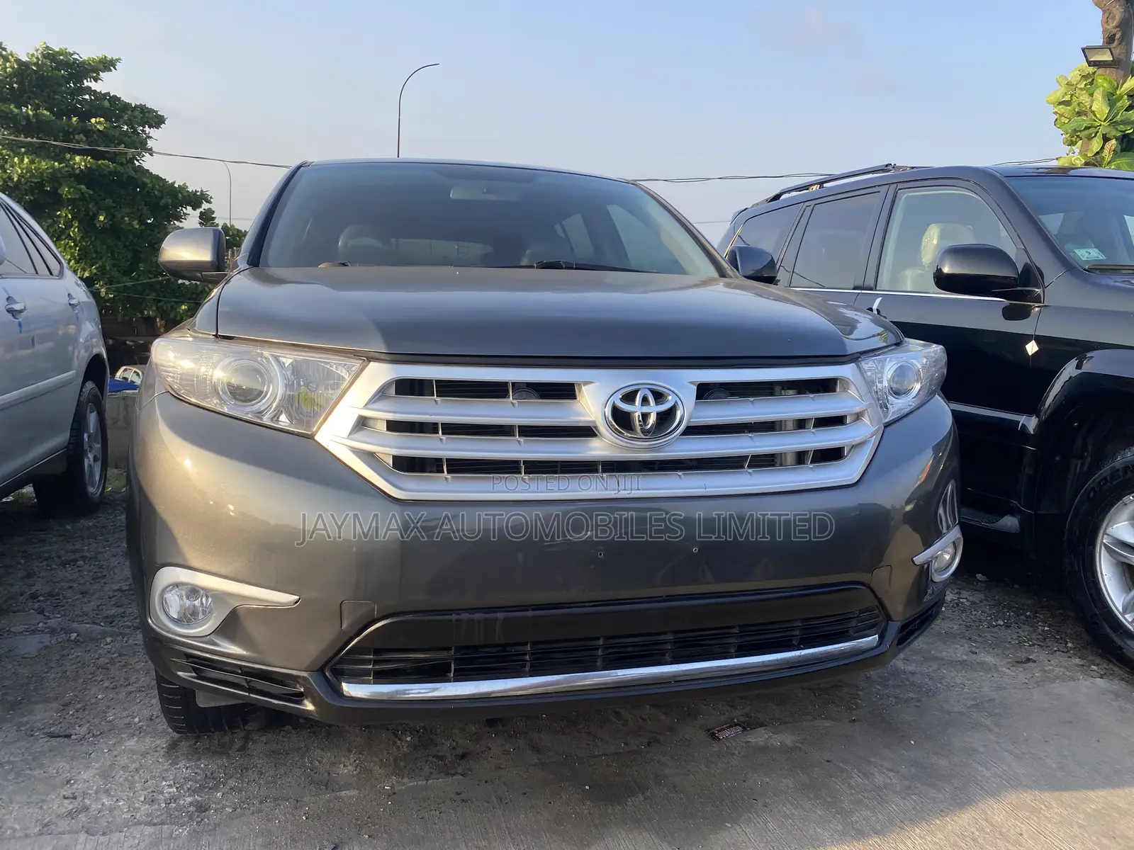 Toyota Highlander Limited 3.5L 2WD 2013 Gray