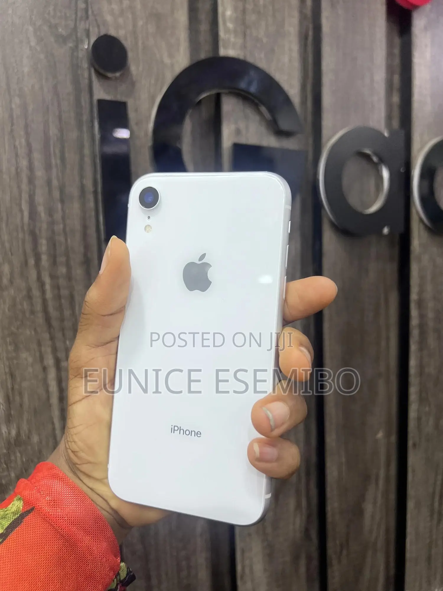 Apple iPhone XR 64 GB White