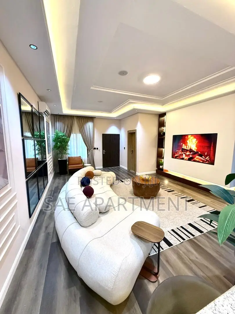 Exquisite Two Bedroom Apartment, Jahi Abuja
