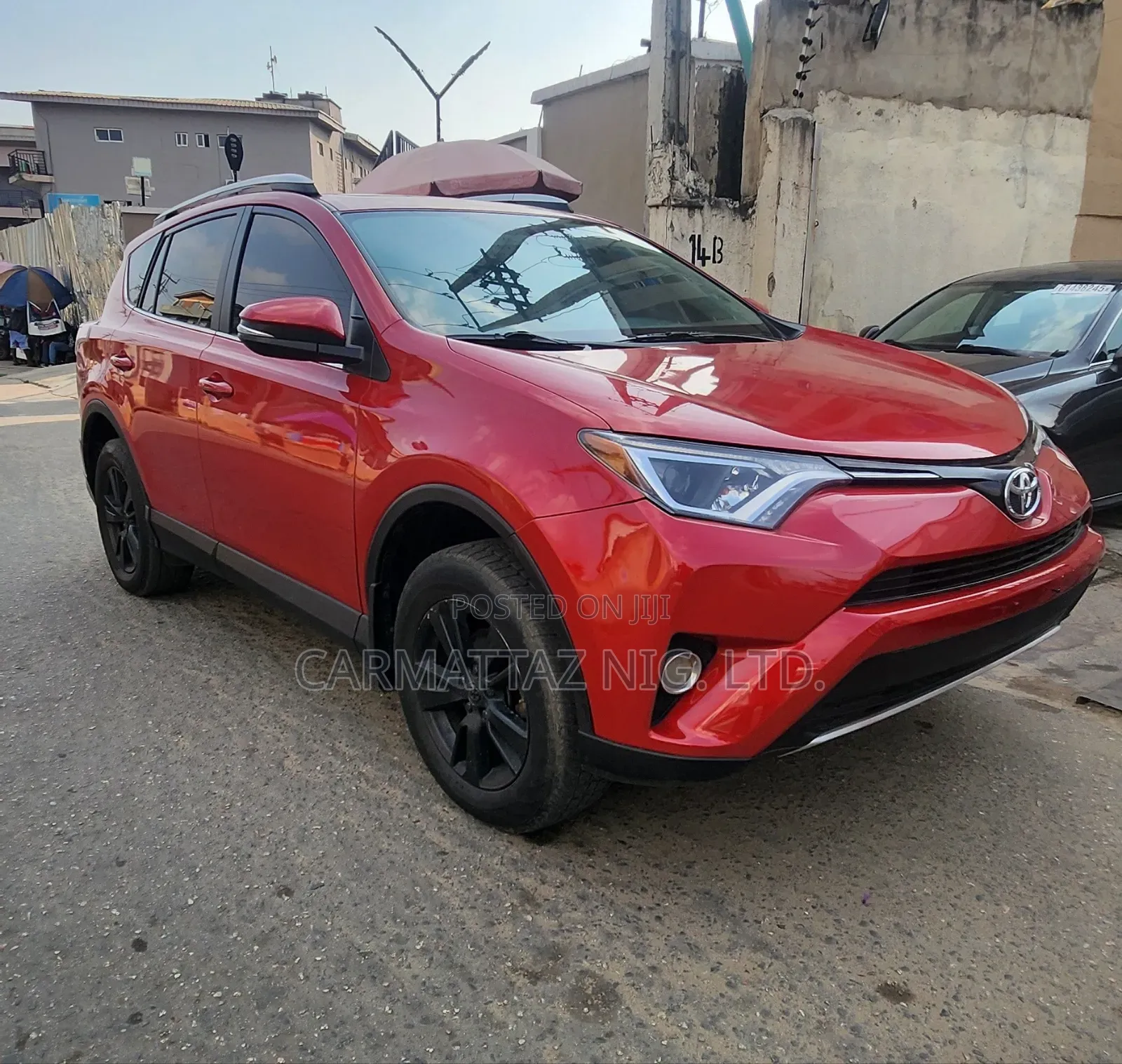 Toyota RAV4 XLE AWD (2.5L 4cyl 6A) 2016 Red