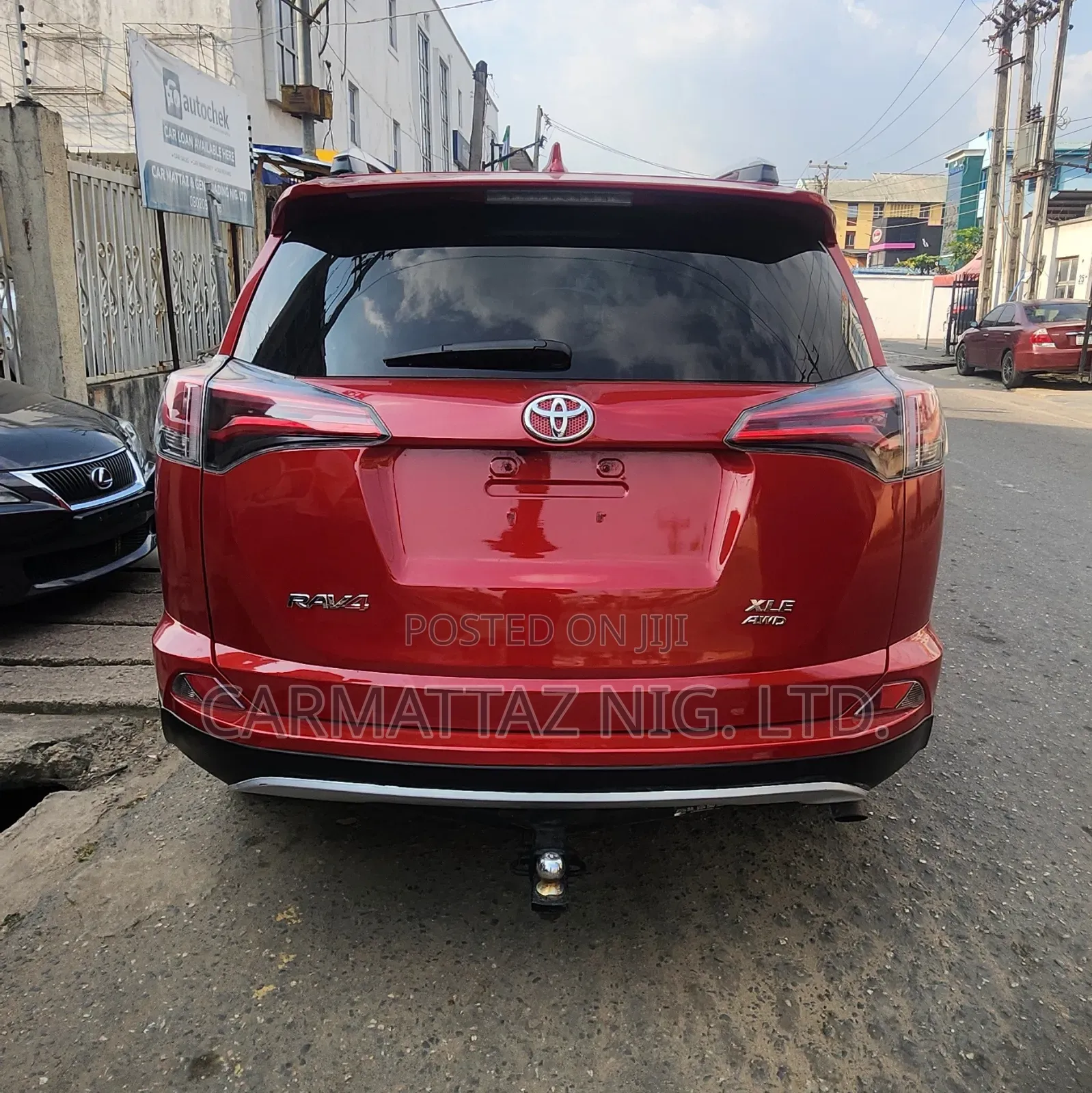 Toyota RAV4 XLE AWD (2.5L 4cyl 6A) 2016 Red