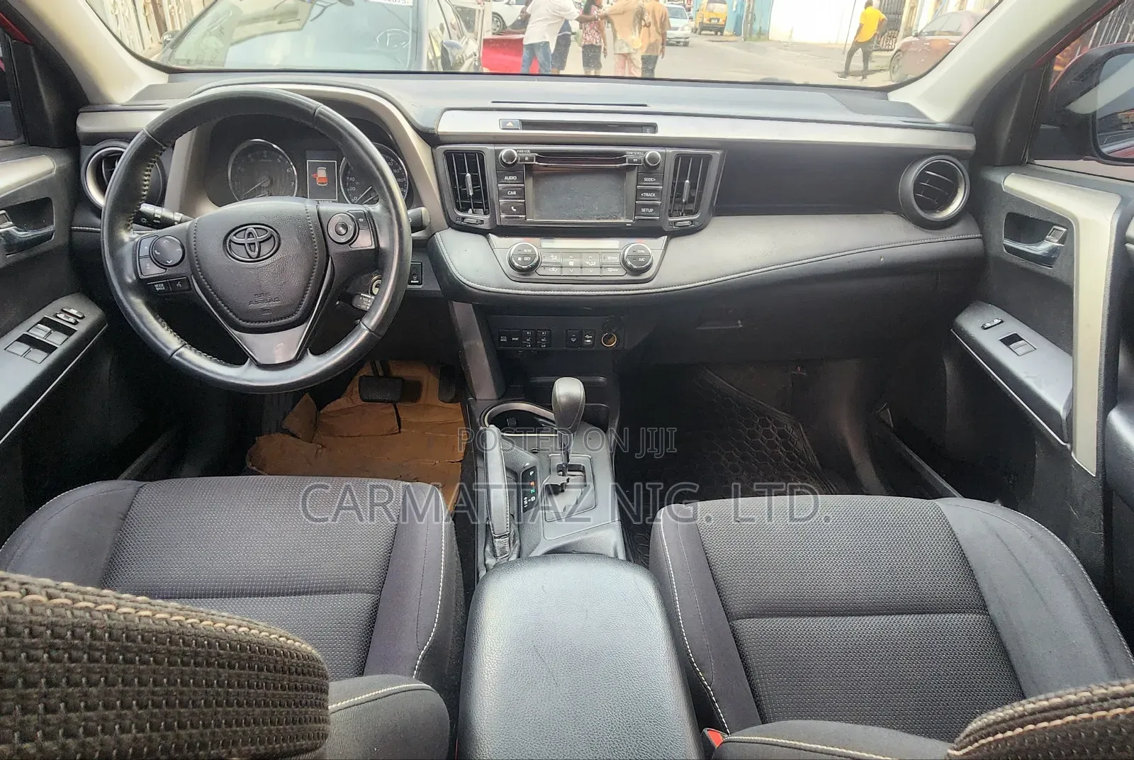 Toyota RAV4 XLE AWD (2.5L 4cyl 6A) 2016 Red