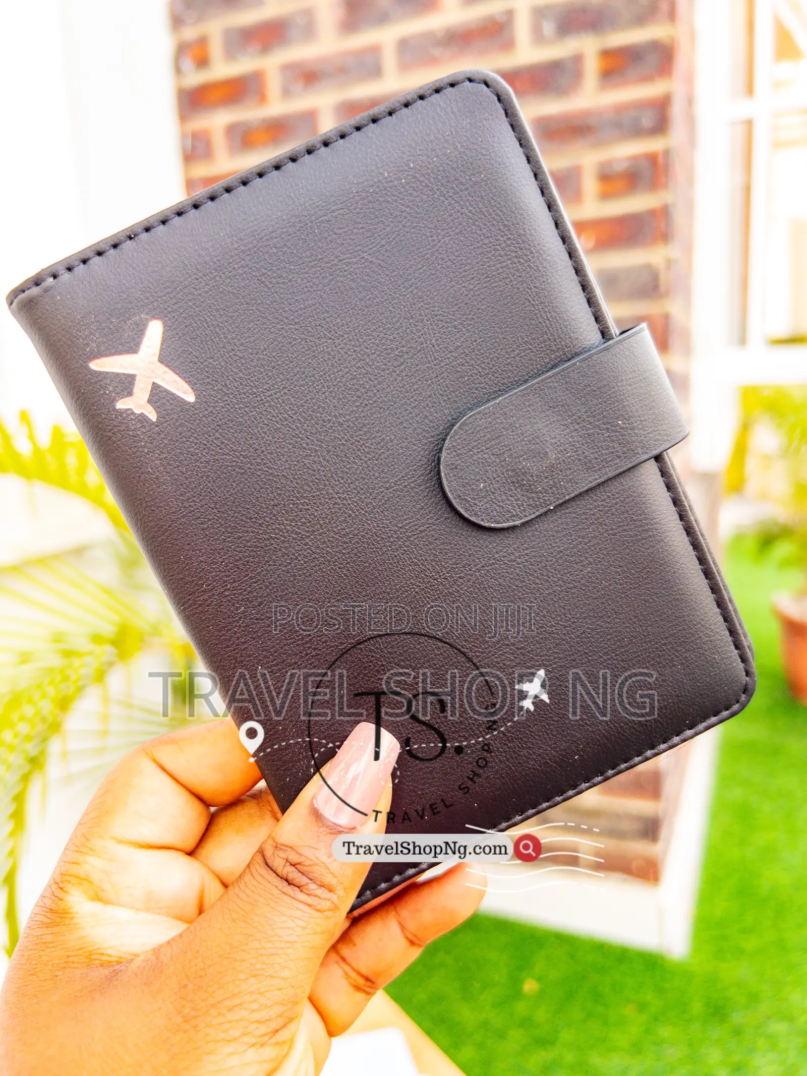 Leather Waterproof Rfid Blocking Passport Holder With 2 Compartments