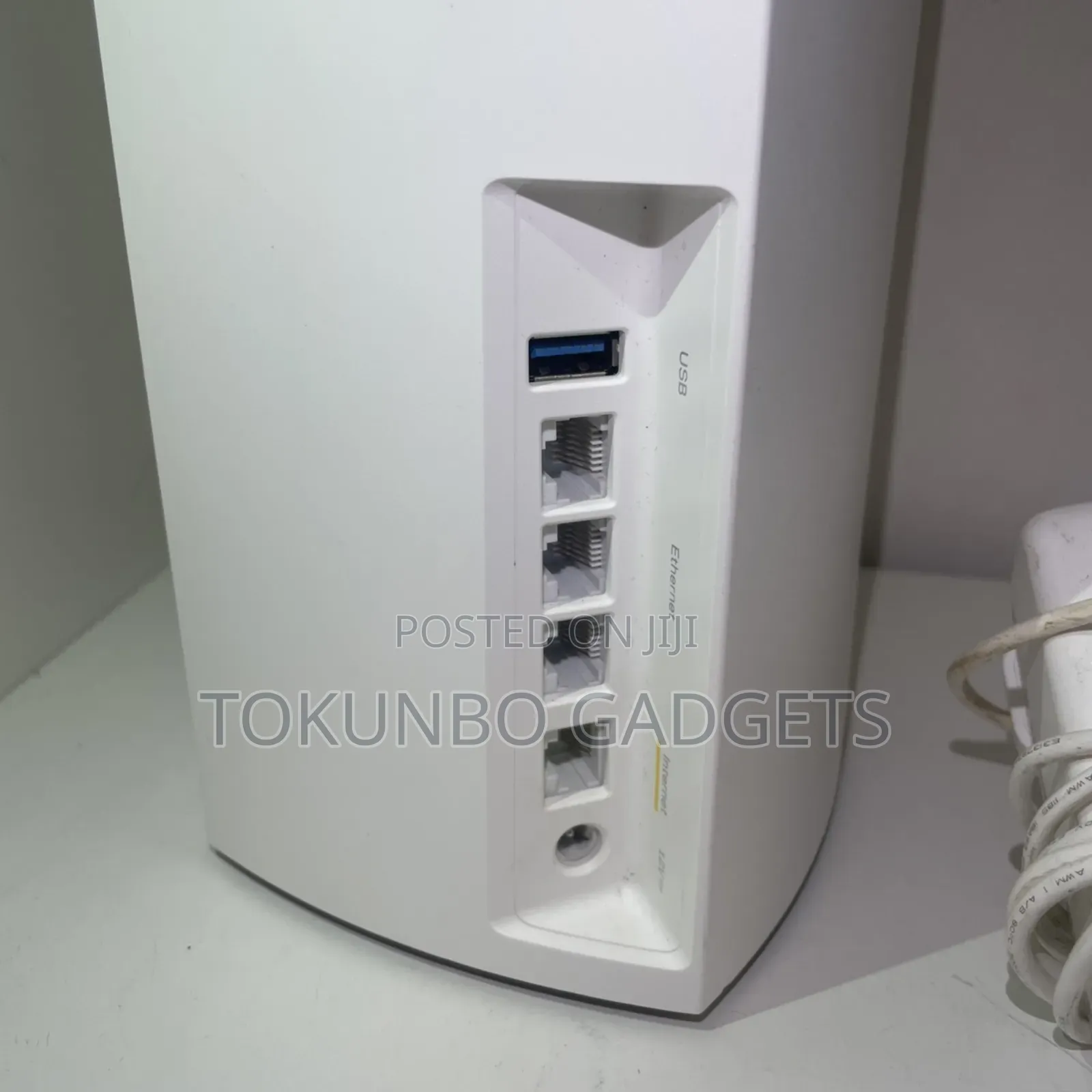 Linksys Spnmx42 (Community Fibre Edition) Tri-Band Mesh Wi-Fi System
