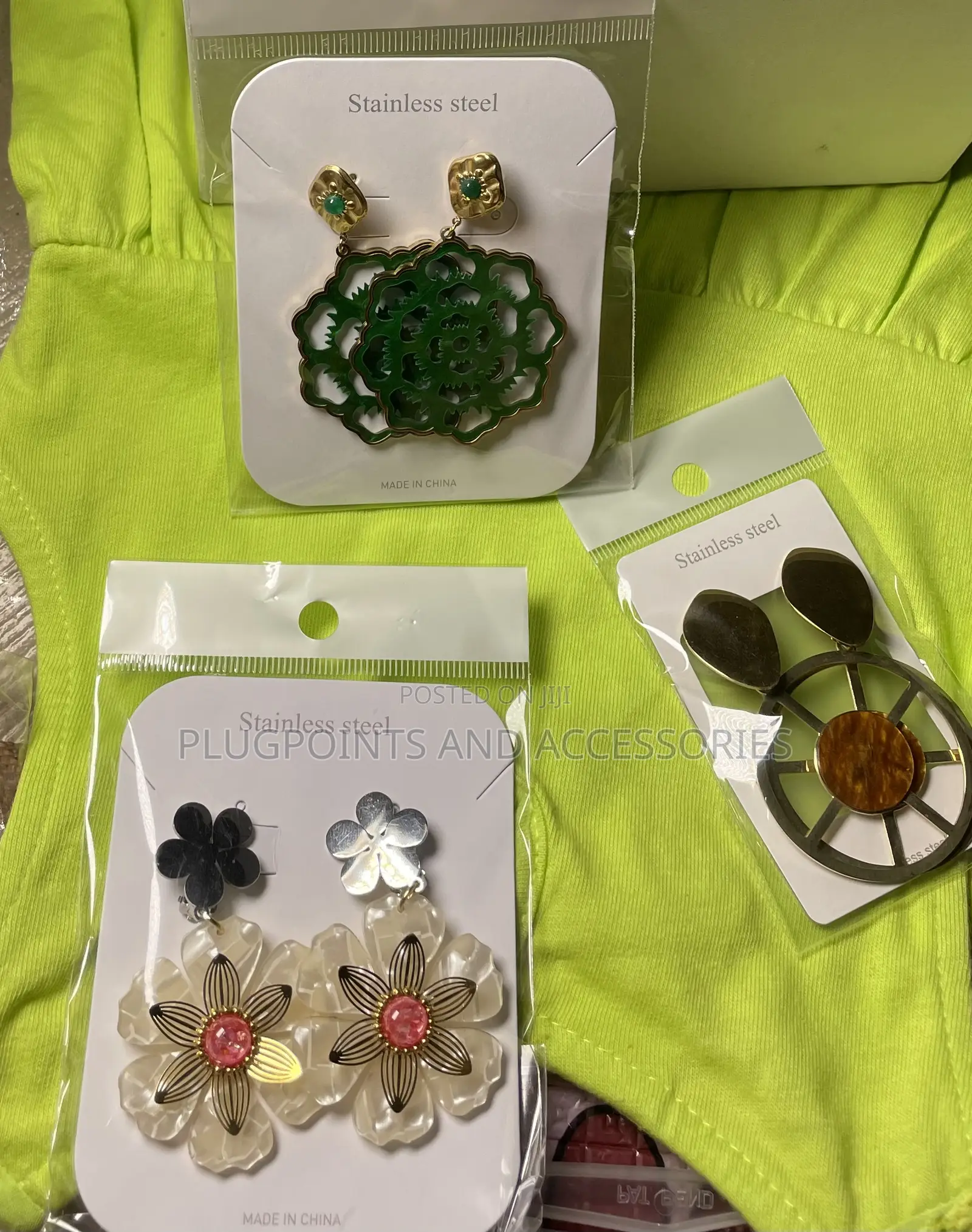 Understated. Overdelivered Earrings