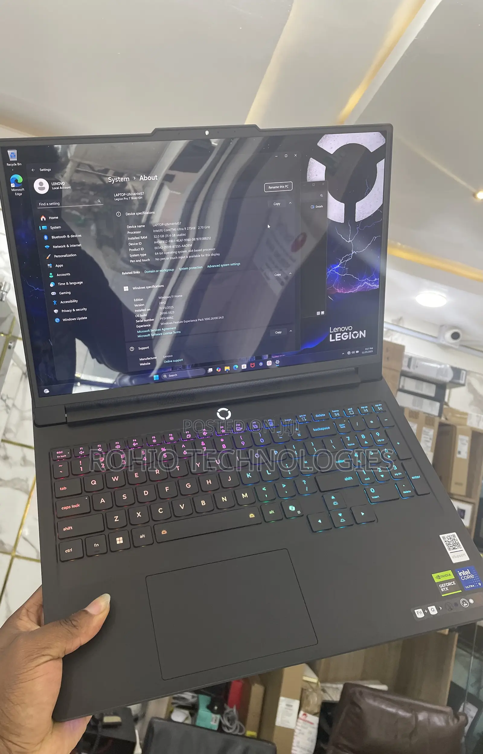 Laptop Lenovo Legion 7 32GB Intel Core Ultra 9 SSD 1T