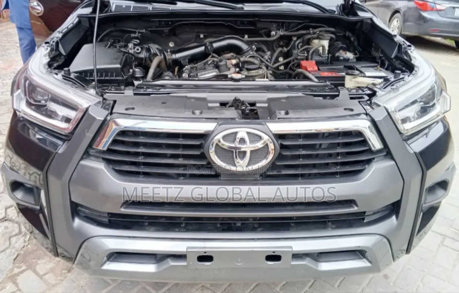 Toyota Hilux SR5 4x4 2019 Black