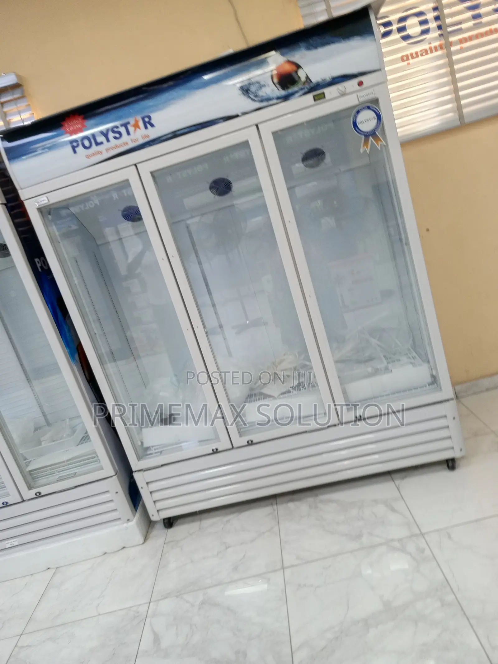Polystar 1055l 3-Door Showcase Chiller With Lock Key