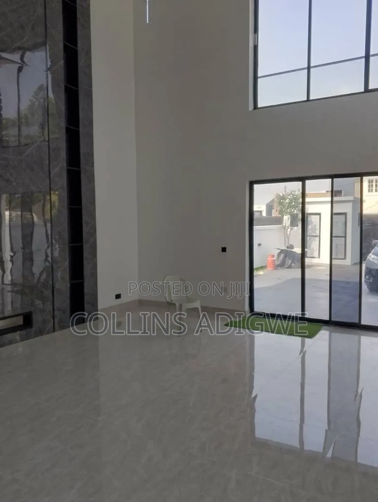 5bdrm Duplex in Atlantic Estate for sale