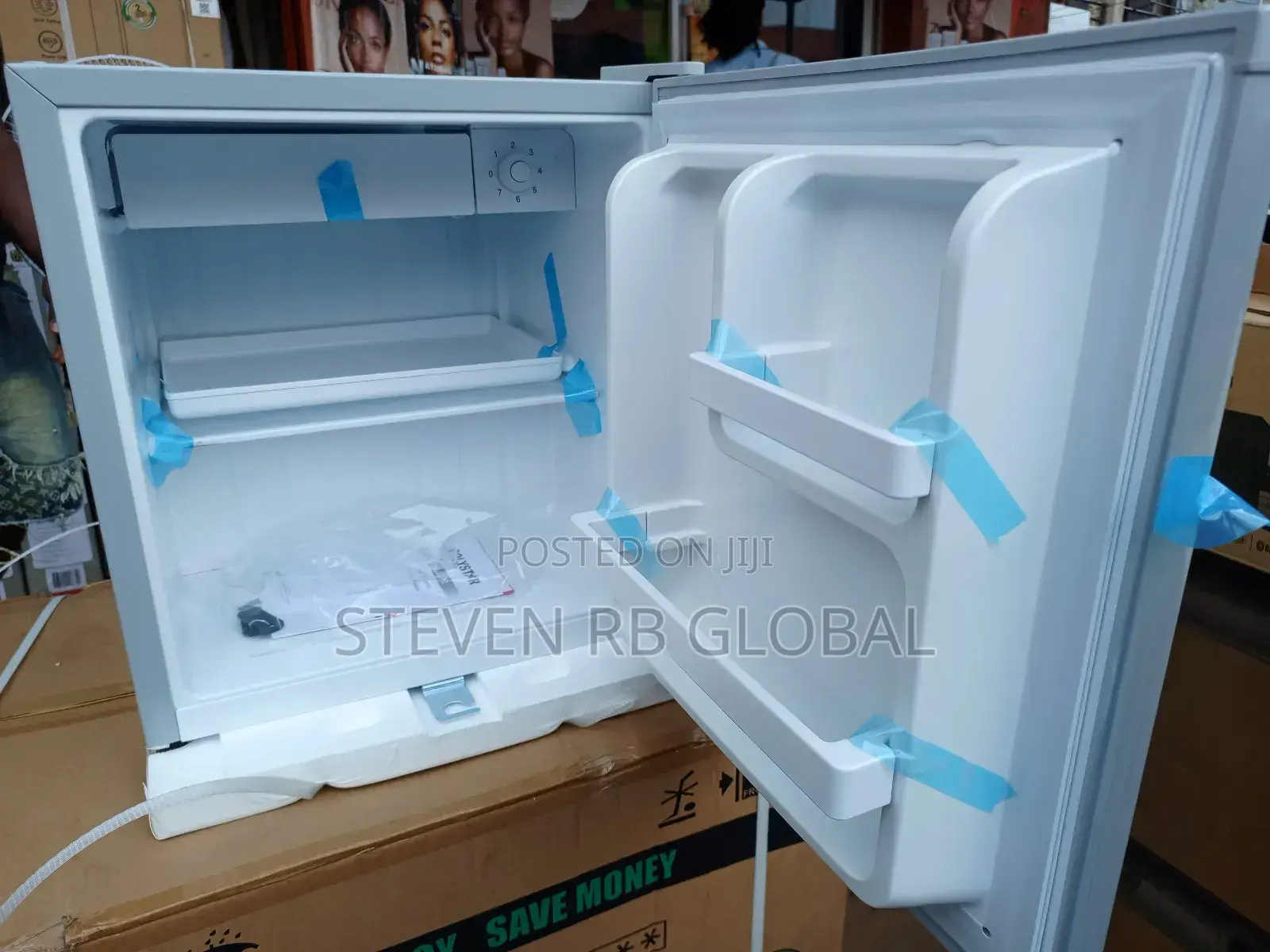 Polystar Bedside Fridge 45 Litres – Silver | Pv-bs81sl