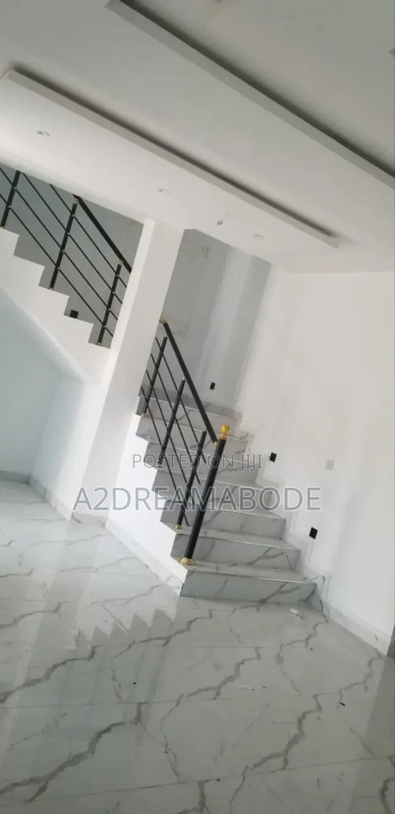 5bdrm Duplex in Opic, Isheri North for sale