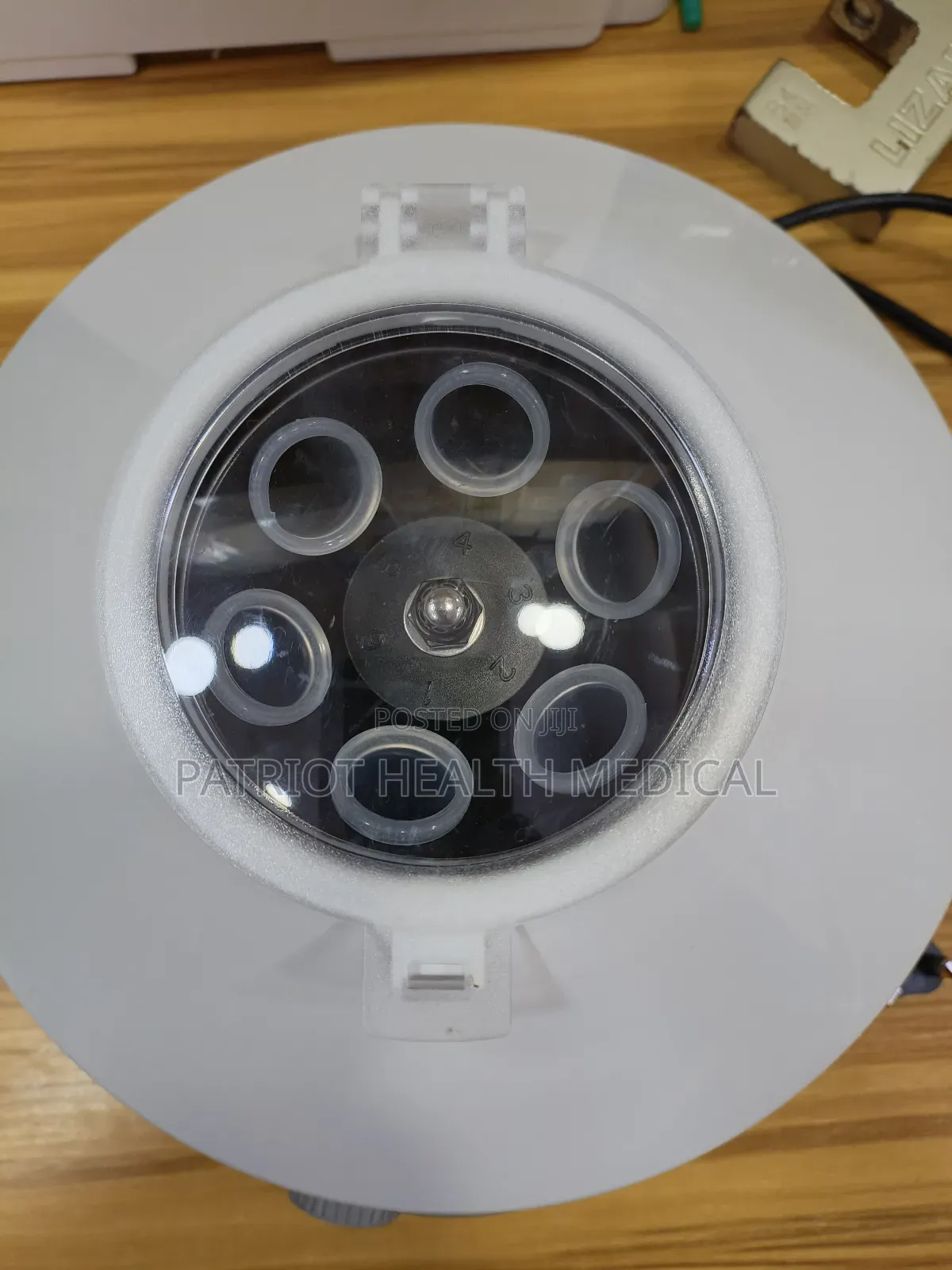Centrifuge (6 Bucket)