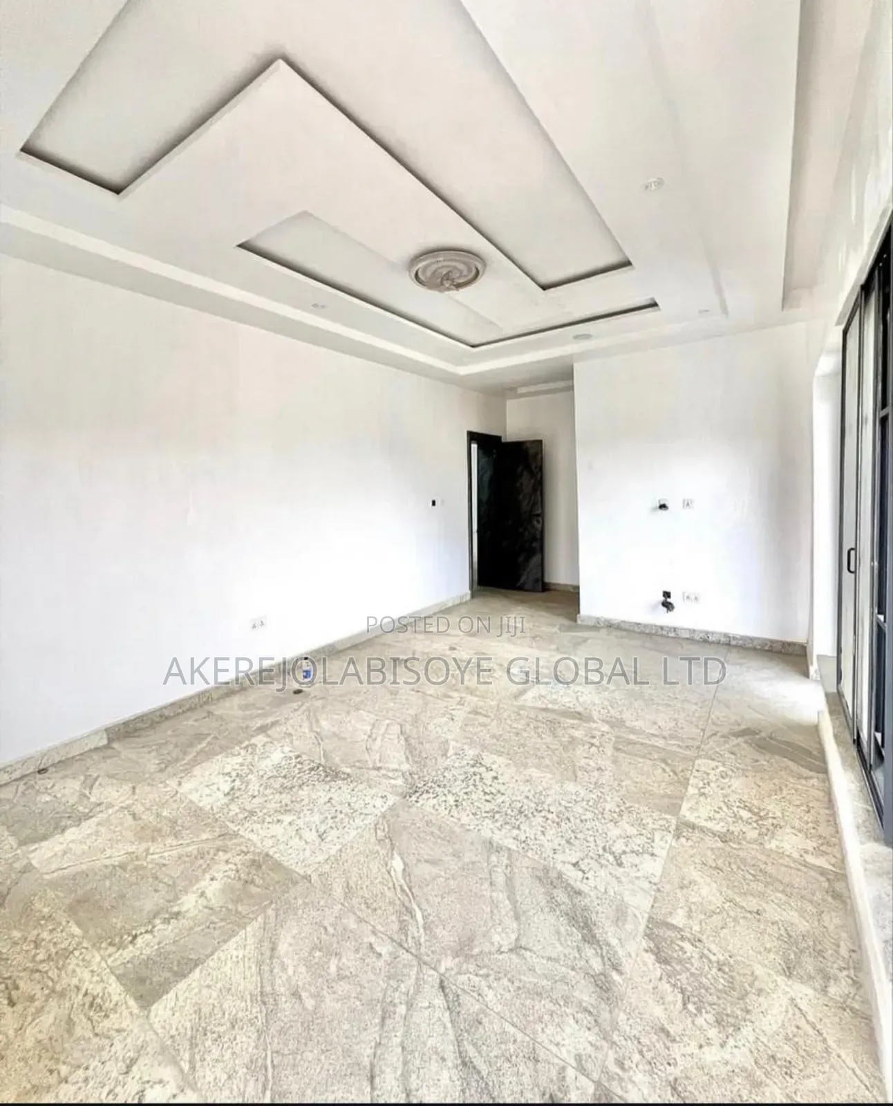 5bdrm Duplex in Guzape Abuja for sale