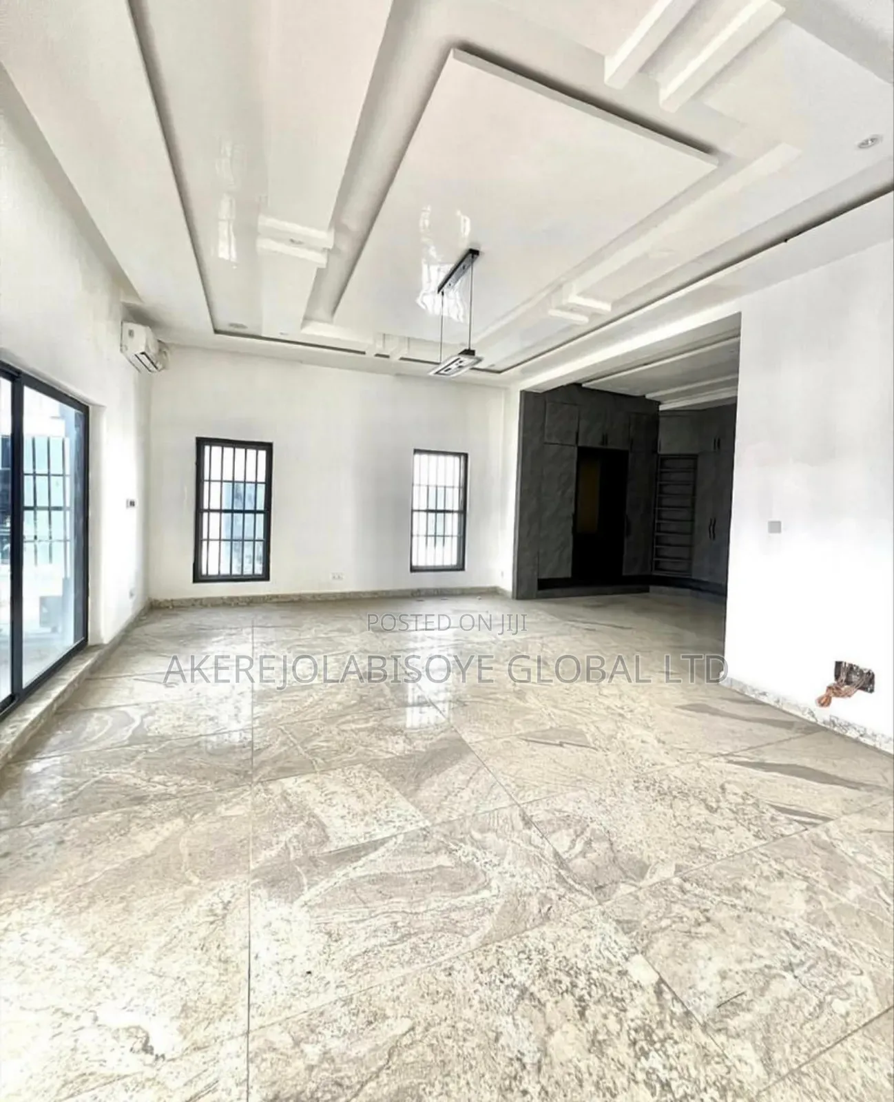 5bdrm Duplex in Guzape Abuja for sale
