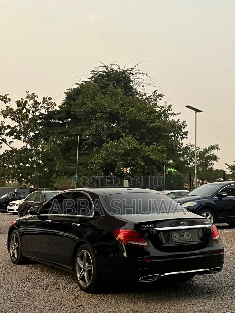 Mercedes-Benz E400 2018 Black