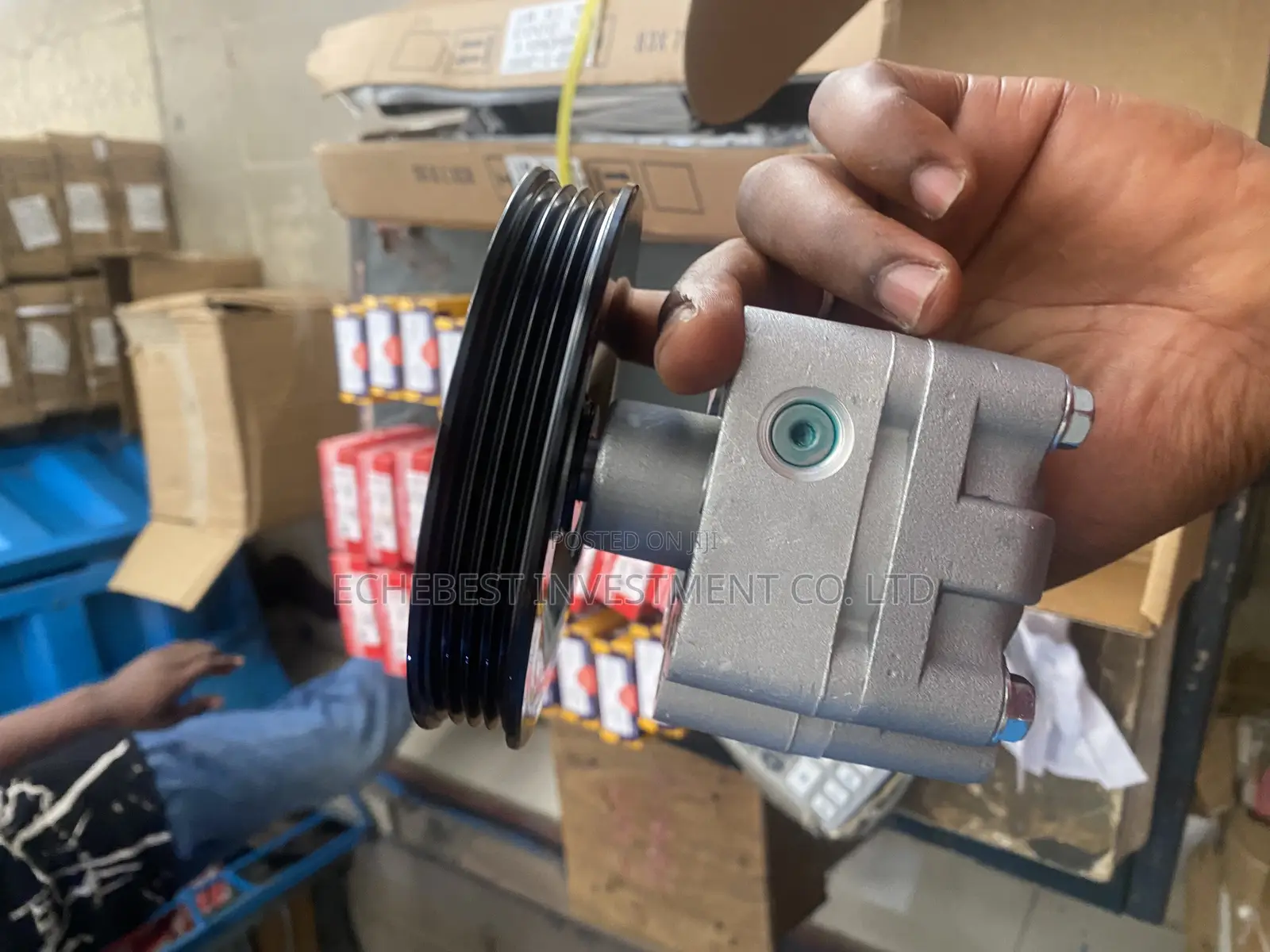 Quality Power Steering Pump For Nissan Tiida