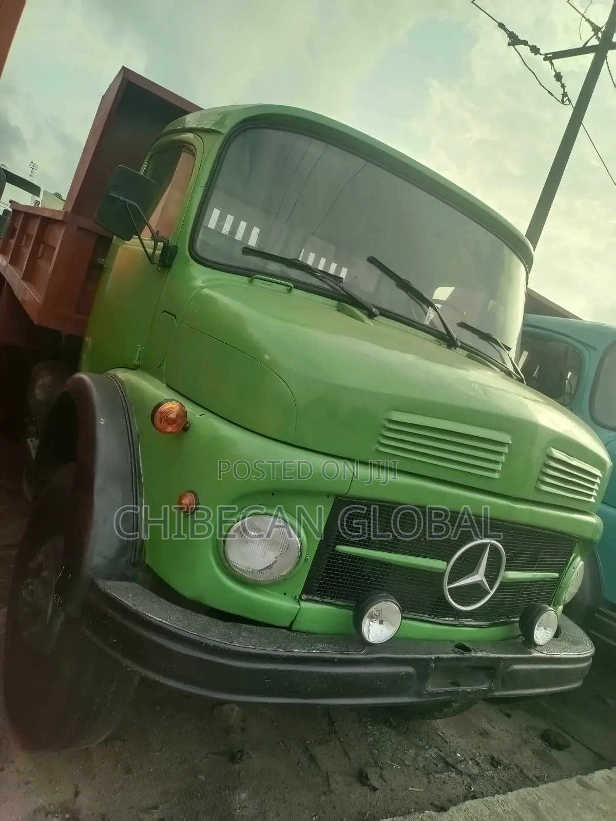 911 Tipper With Auxillary (Foreign Used)