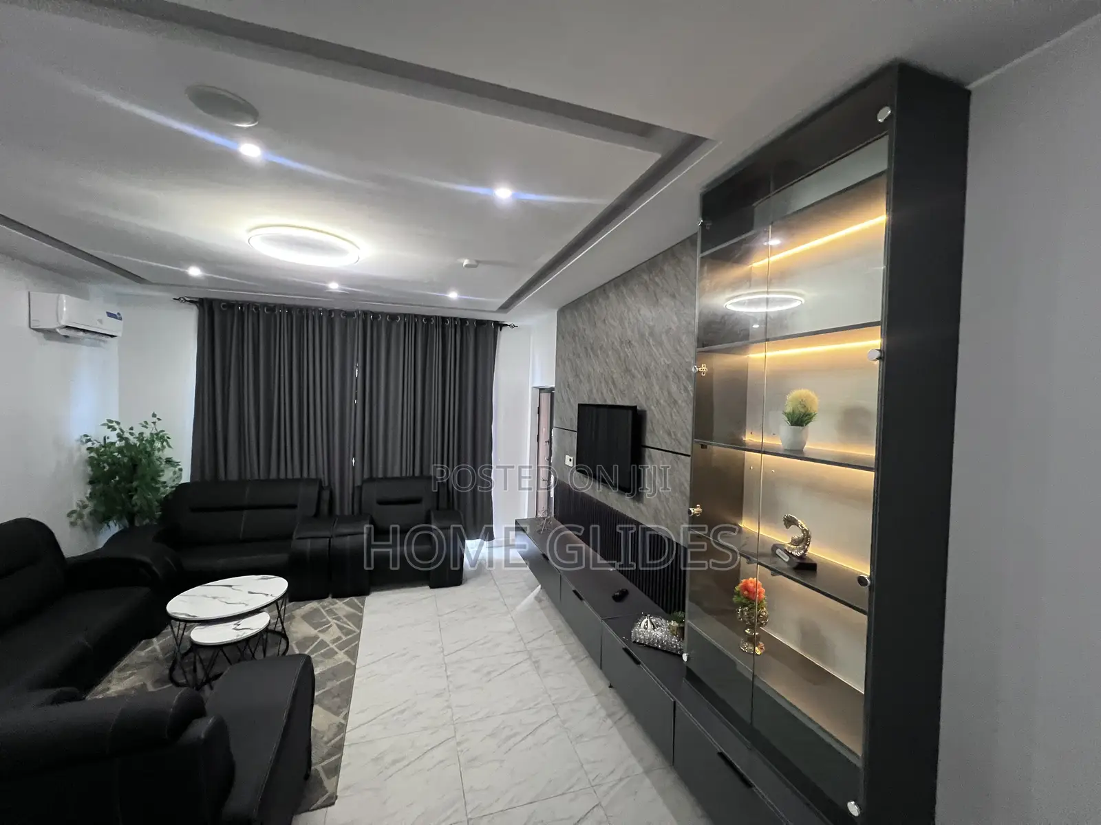 2 Bedroom Apartments