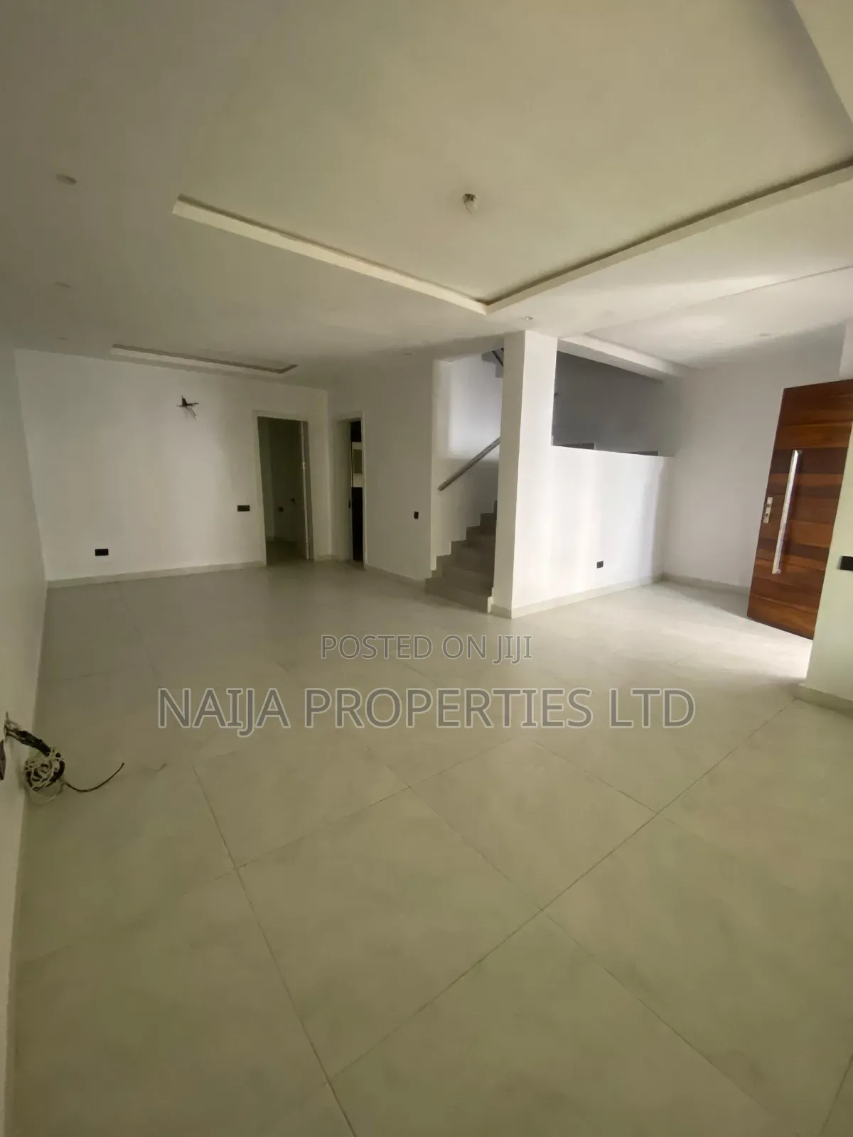 4bdrm Townhouse/Terrace in Platinum Way-Ikate, Lekki for sale
