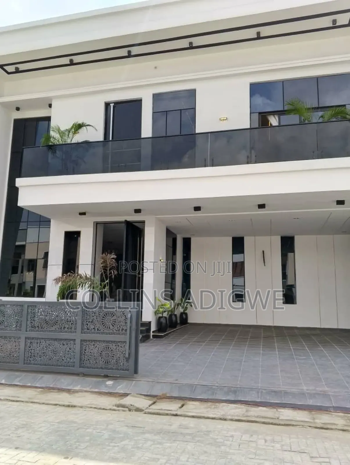 5bdrm Duplex in Chevron Arena Estate, Lekki for sale