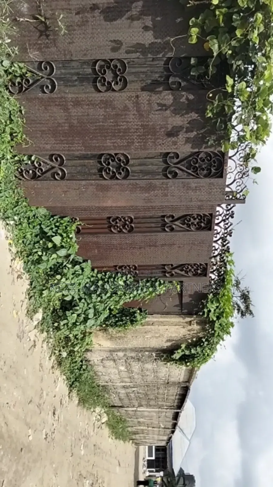 For Sale : 2 1⁄4 Plots 2 Poles Off Major Road ,Ozuoba Rd Ph