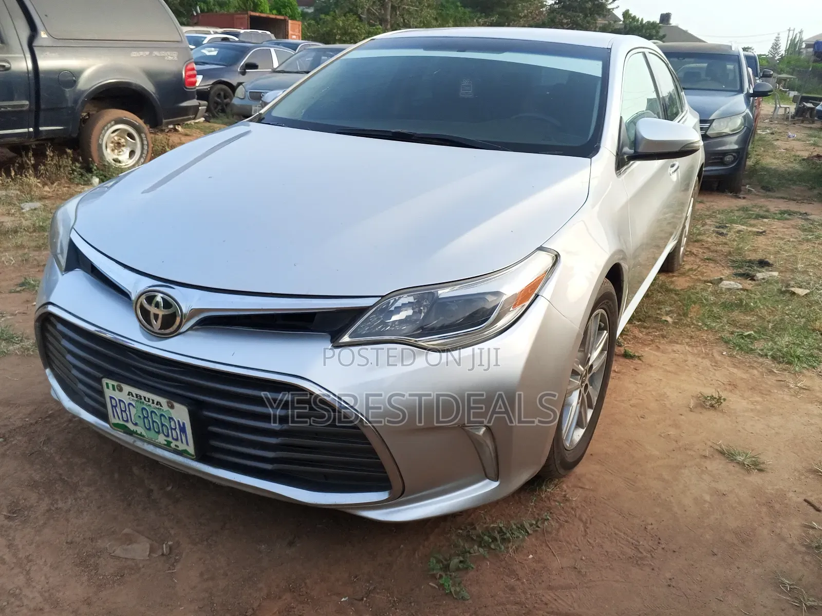 Toyota Avalon XLE 4dr Sedan (3.5L 6cyl 6A) 2015 Silver