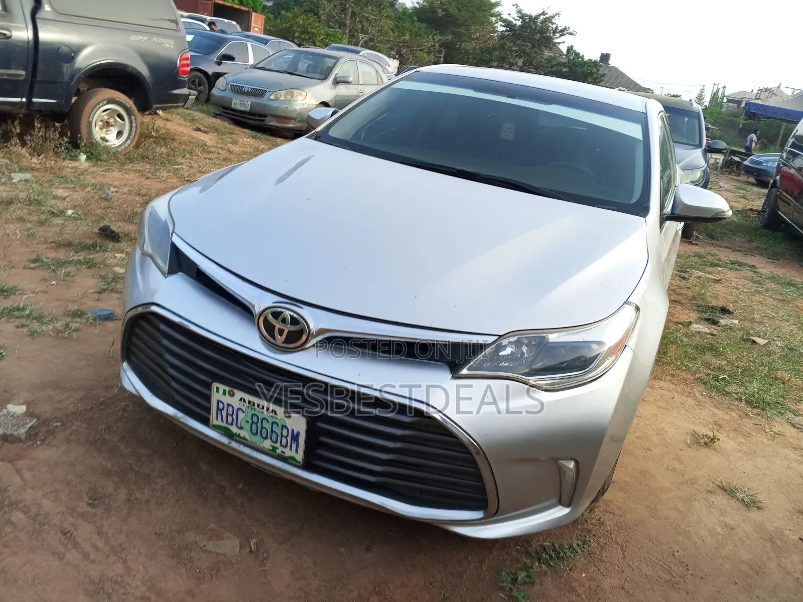 Toyota Avalon XLE 4dr Sedan (3.5L 6cyl 6A) 2015 Silver