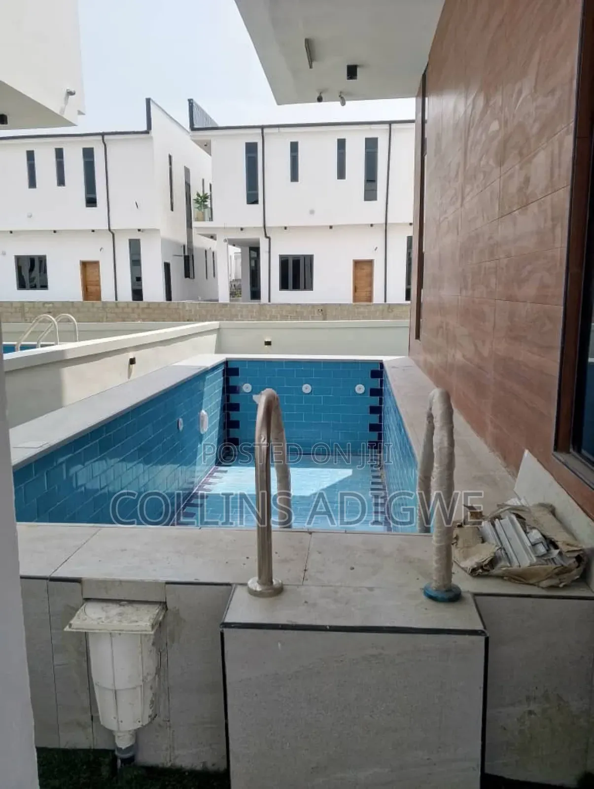 5bdrm Duplex in Chevron Lekki for sale