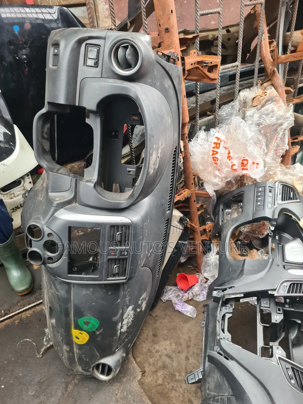 Dashboard Nissan Micra and Nissan Almera 2014-2019