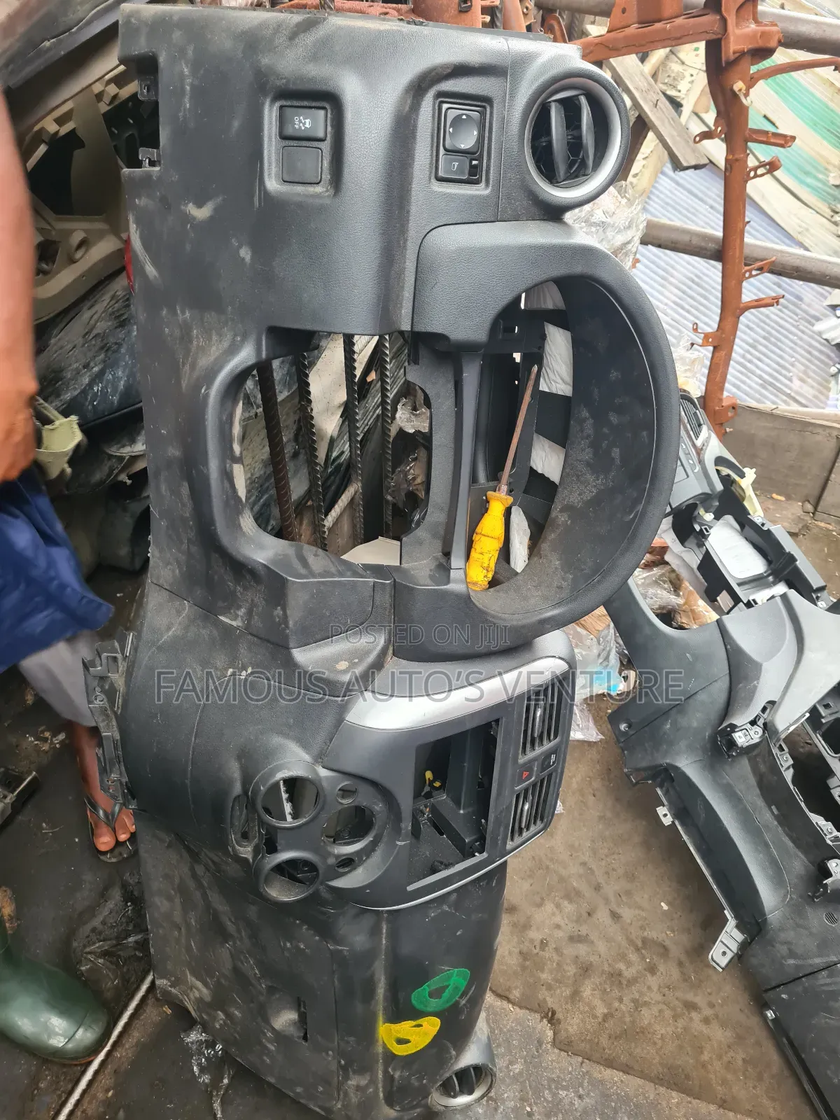 Dashboard Nissan Micra and Nissan Almera 2014-2019